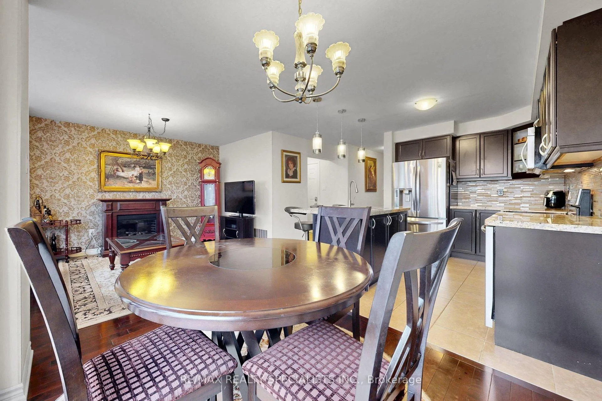 Photo 16 of 17 Leblanc Crescent, Brampton, Northwest Brampton — HOMEH