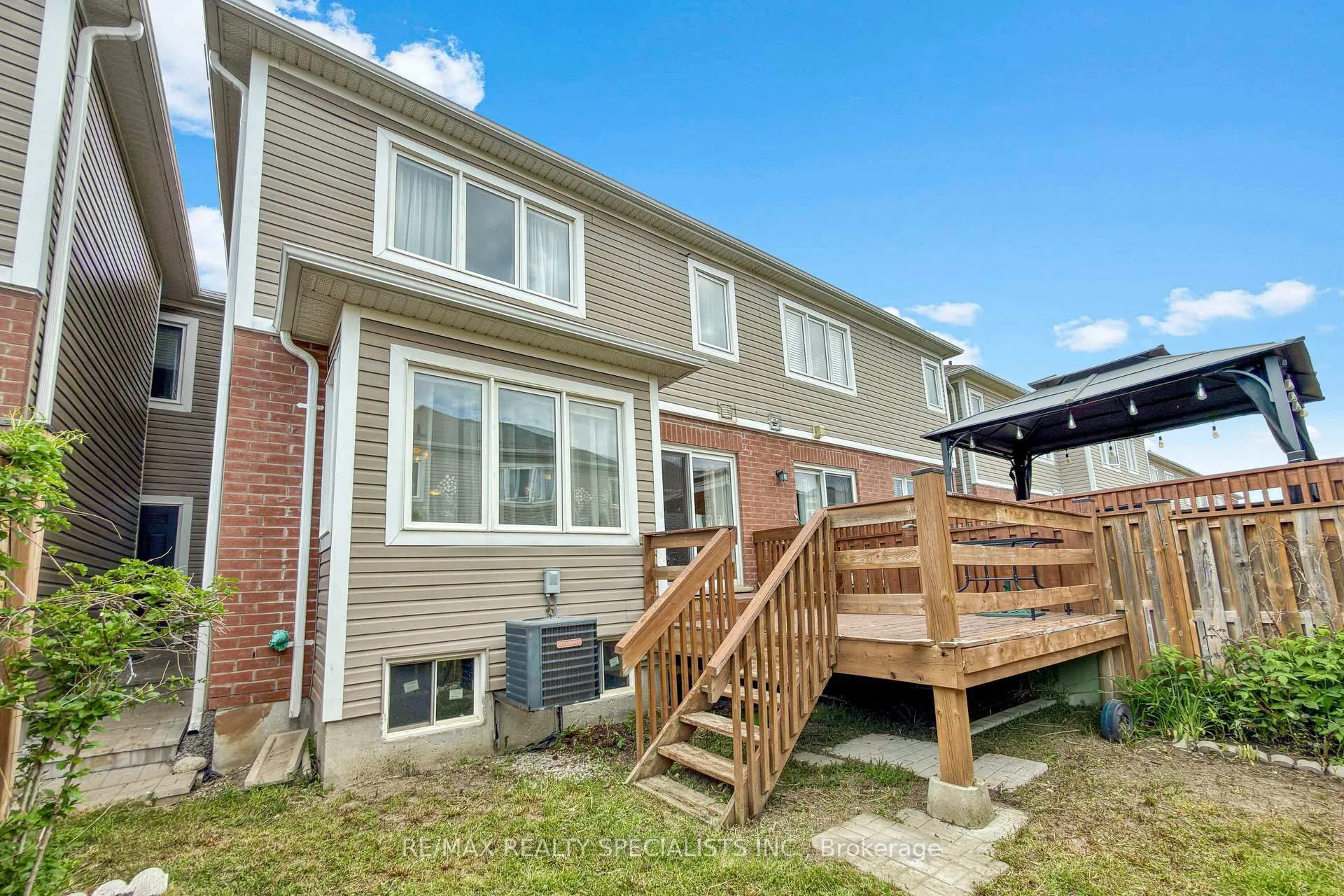 Photo 35 of 17 Leblanc Crescent, Brampton, Northwest Brampton — HOMEH