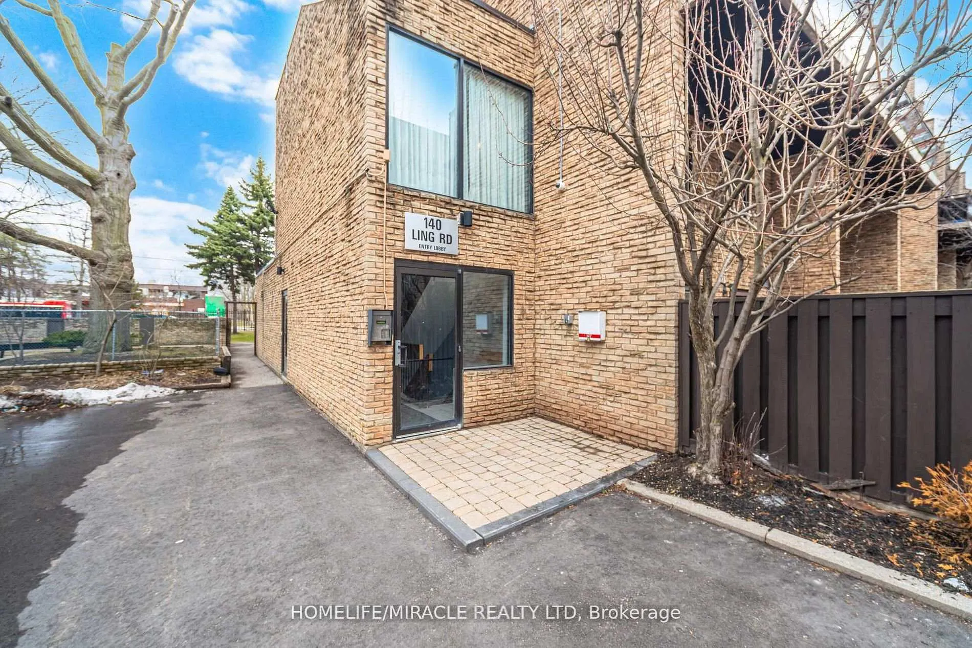 Photo 2 of Unit 103, 140 Ling Road, Scarborough, West Hill — HOMEH