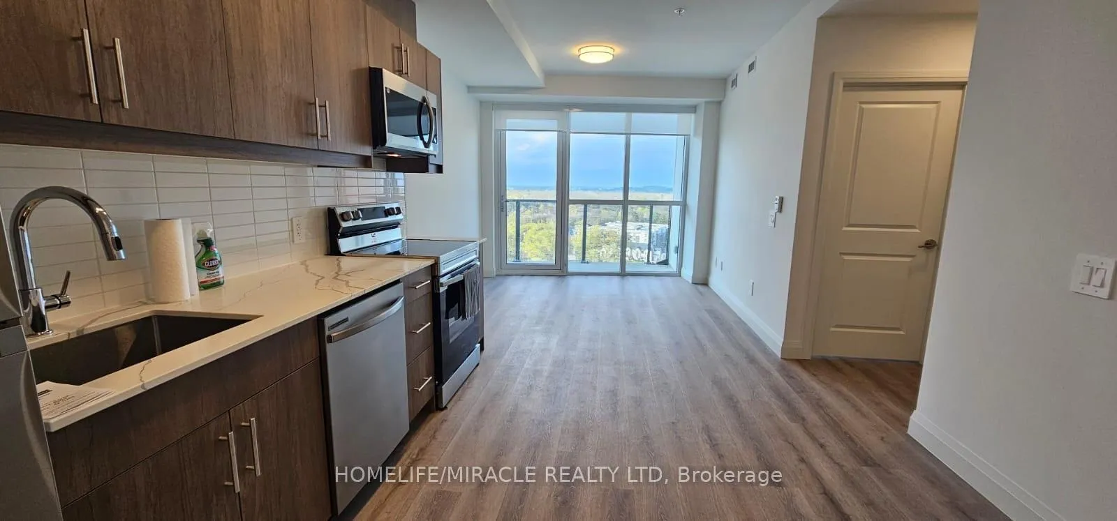 Photo 8 of Unit 1310, 1333 Weber Street, Kitchener — HOMEH