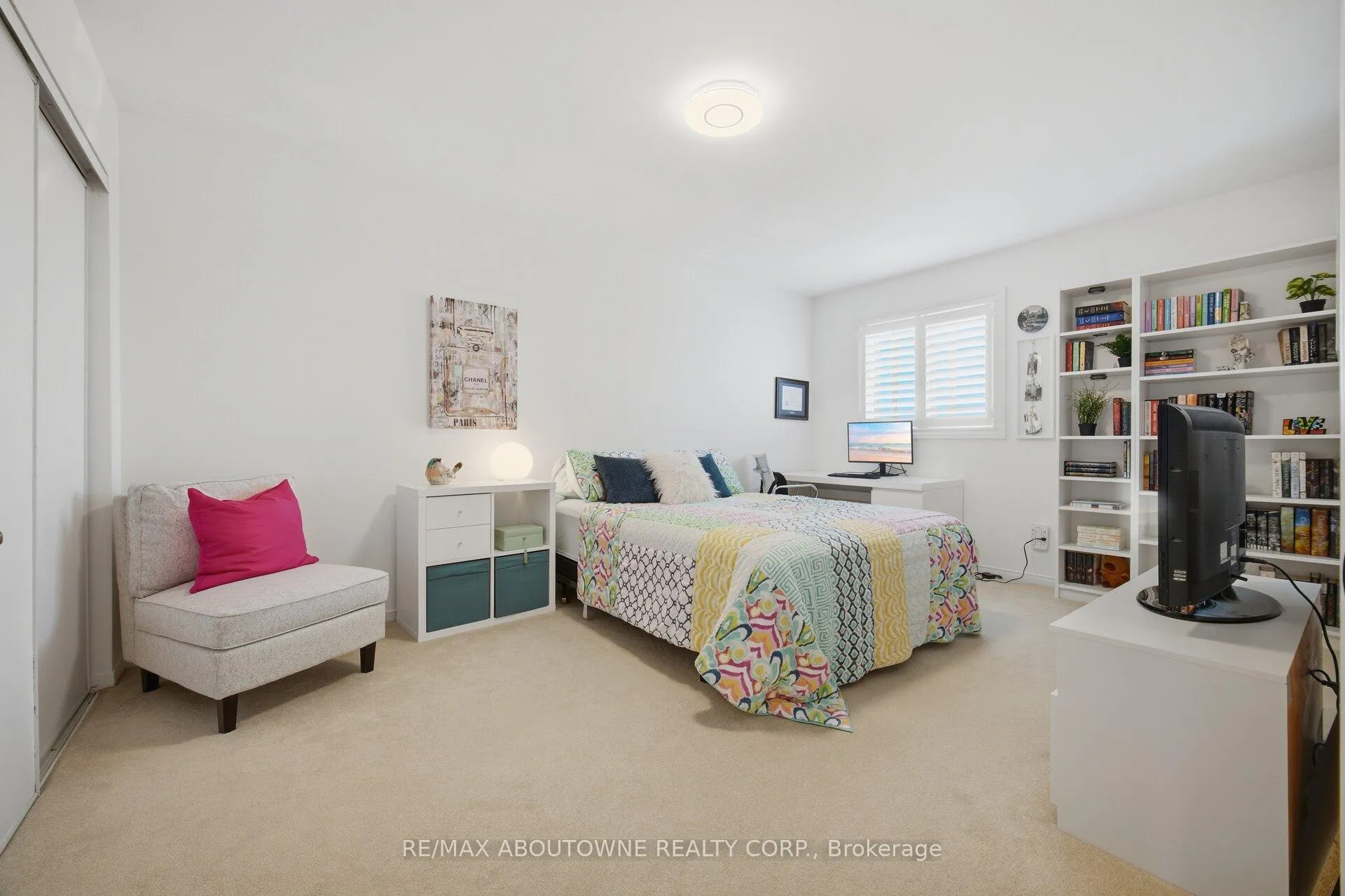 Photo 33 of 44 Banington Crescent, Brampton, Snelgrove — HOMEH