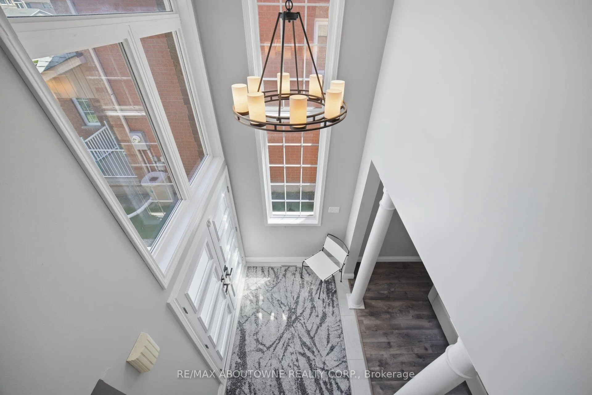 Photo 35 of 44 Banington Crescent, Brampton, Snelgrove — HOMEH