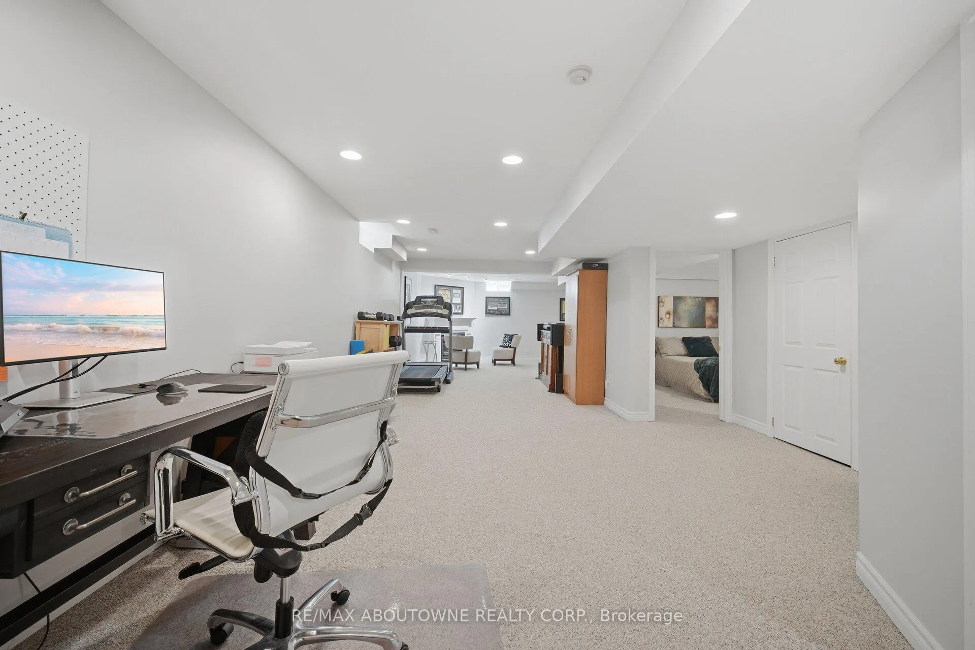 Photo 38 of 44 Banington Crescent, Brampton, Snelgrove — HOMEH