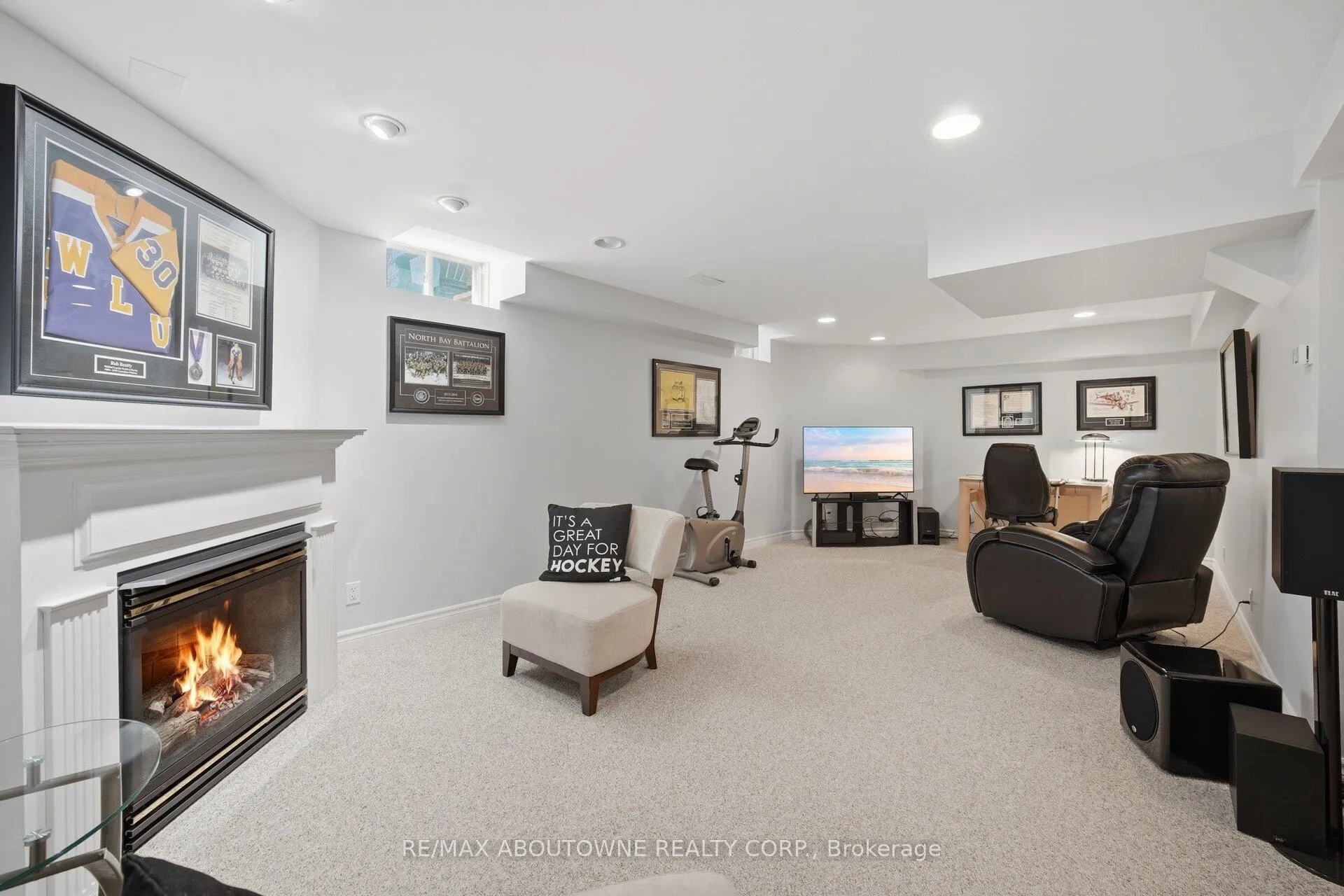 Photo 39 of 44 Banington Crescent, Brampton, Snelgrove — HOMEH