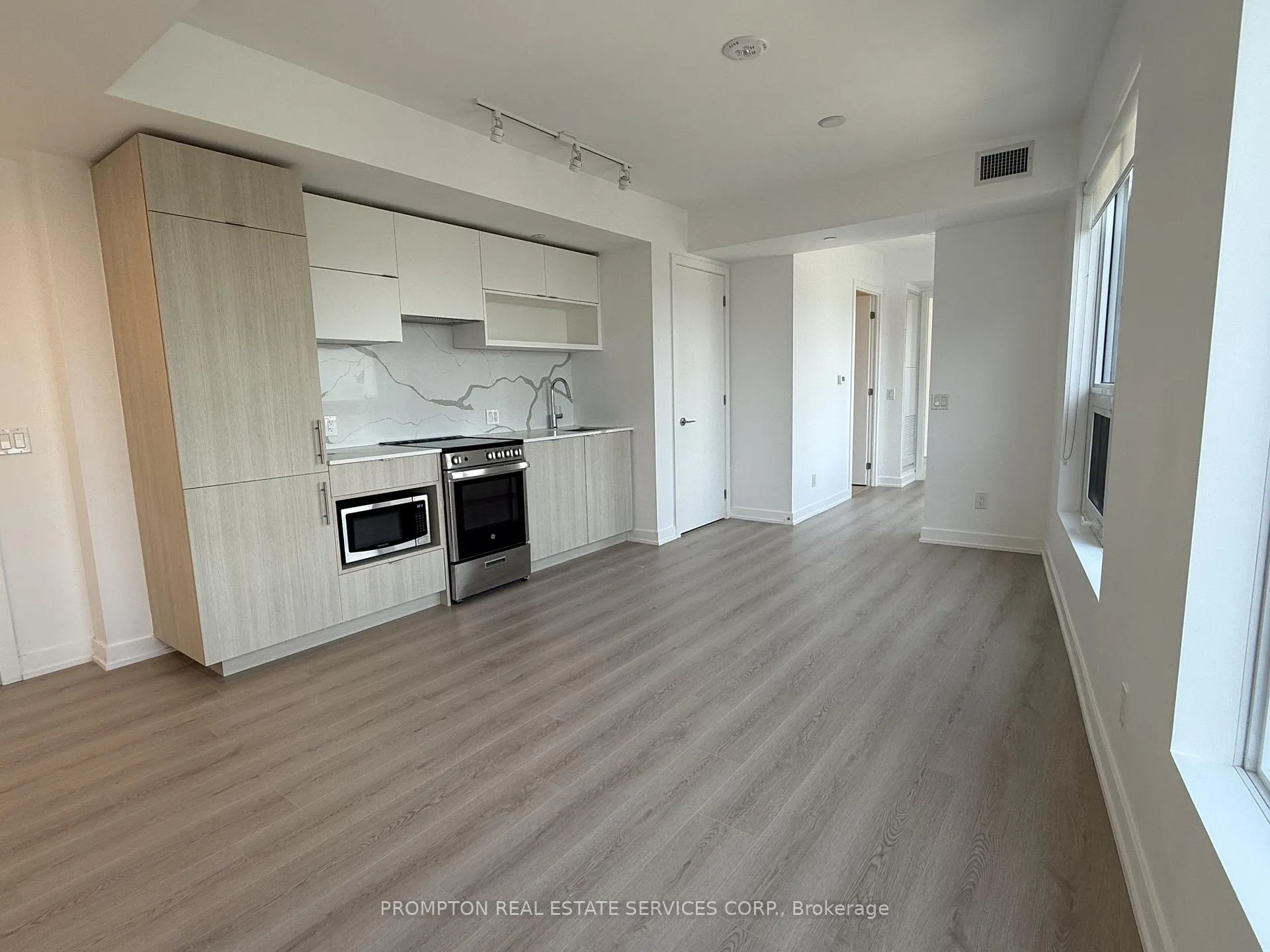 Photo 2 of Unit 3206, 100 Queen Street E, Toronto, Church-Yonge Corridor — HOMEH