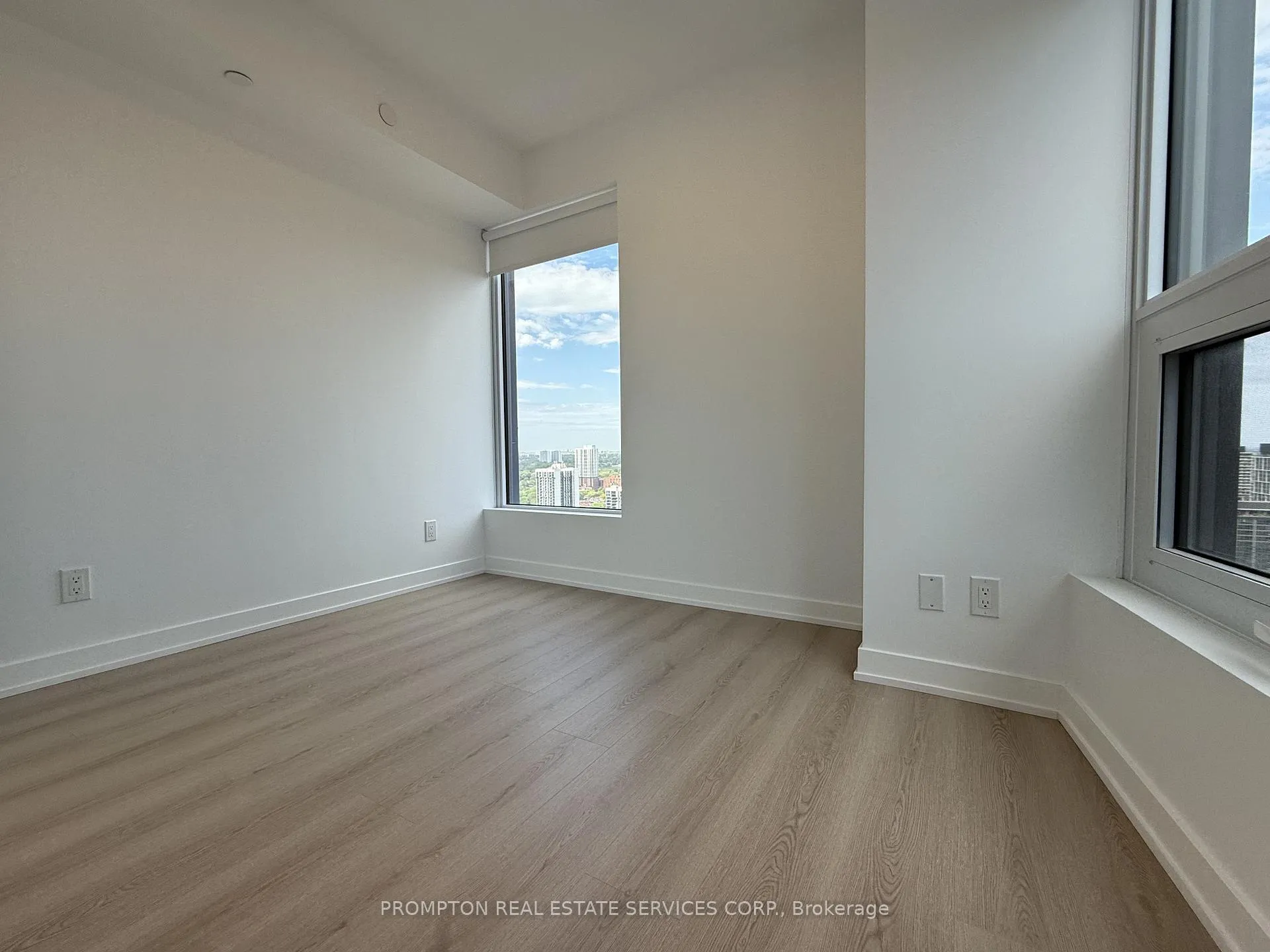 Photo 5 of Unit 3206, 100 Queen Street E, Toronto, Church-Yonge Corridor — HOMEH