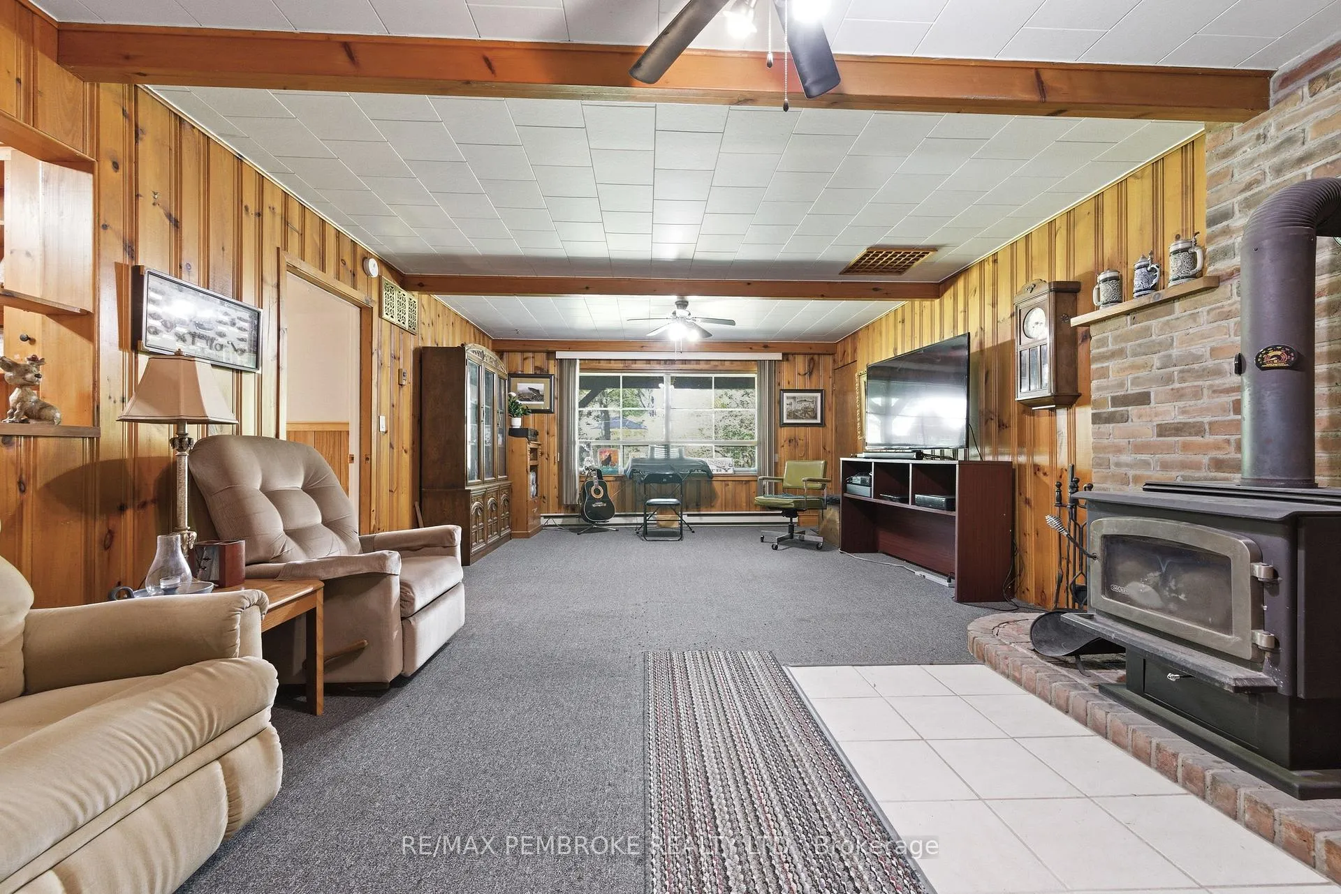 Photo 35 of 236 Witt Road, Laurentian Valley — HOMEH