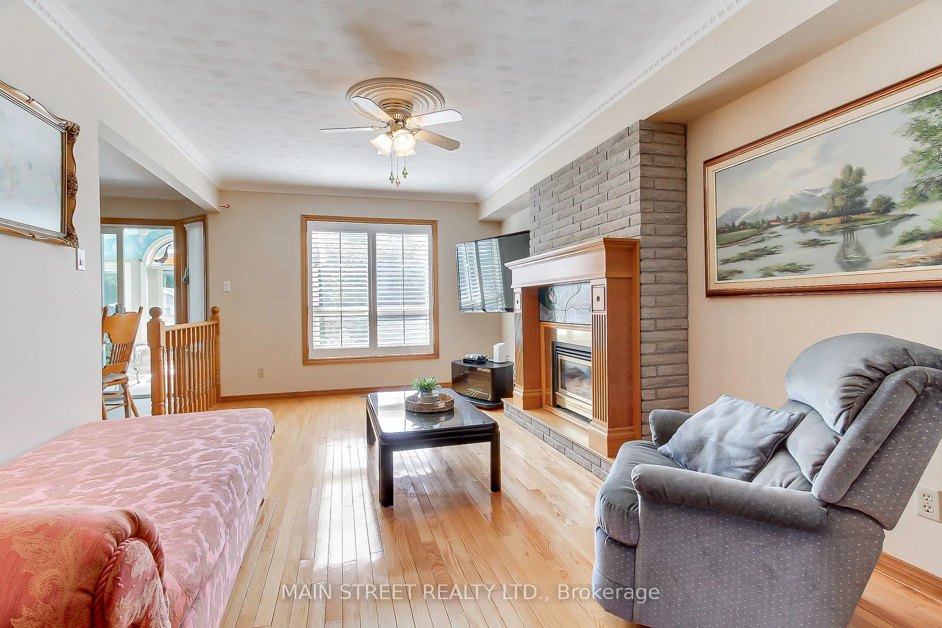 Photo 7 of 316 Biehn Drive, Kitchener — HOMEH