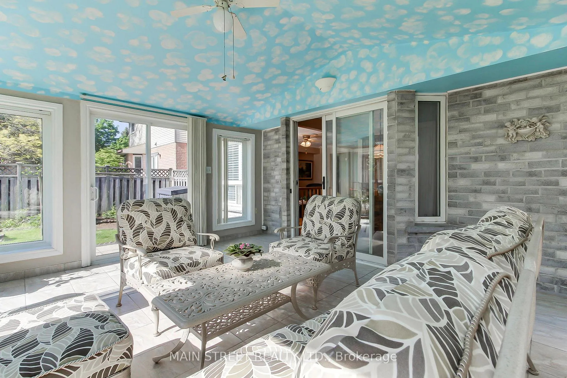 Photo 17 of 316 Biehn Drive, Kitchener — HOMEH