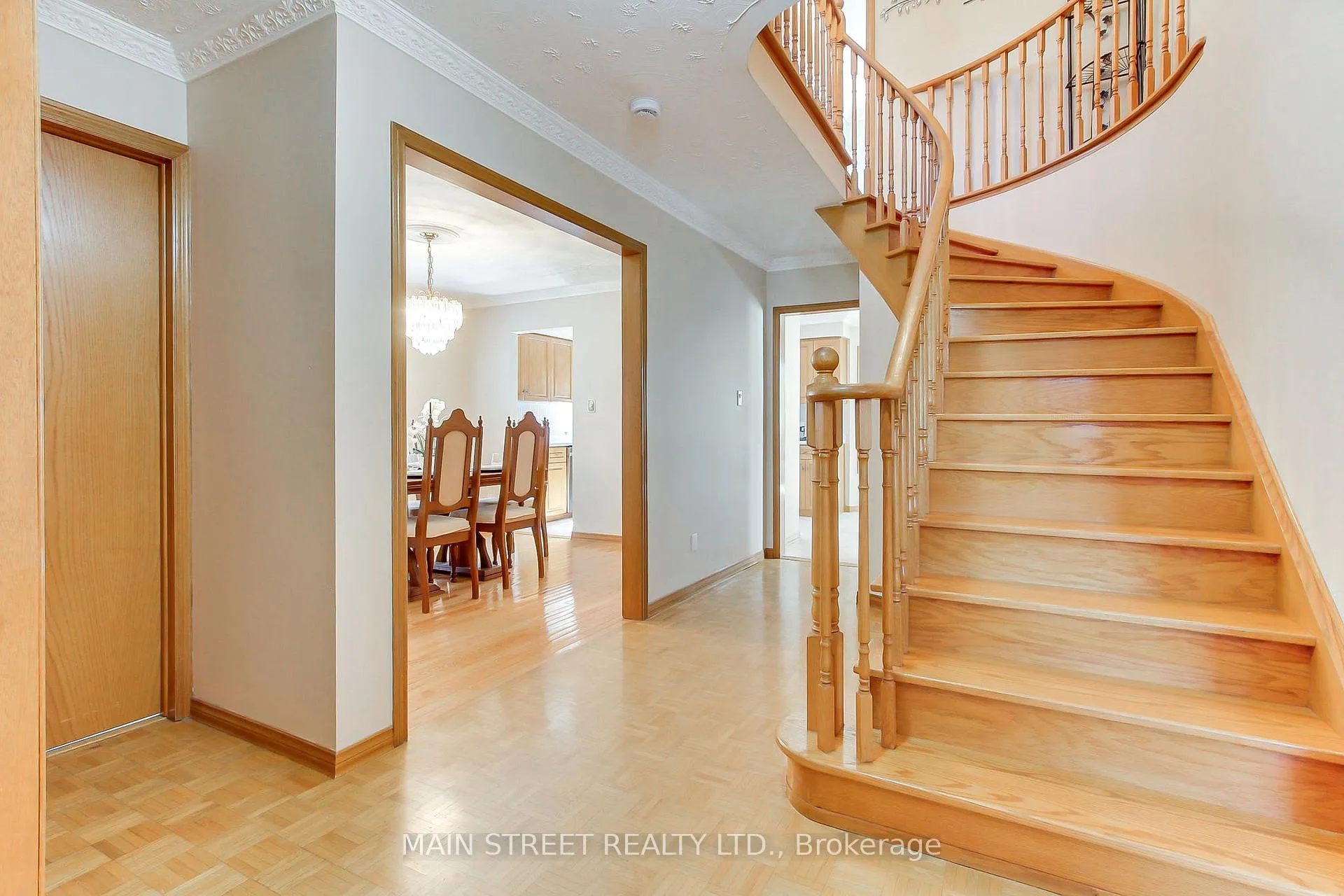 Photo 21 of 316 Biehn Drive, Kitchener — HOMEH