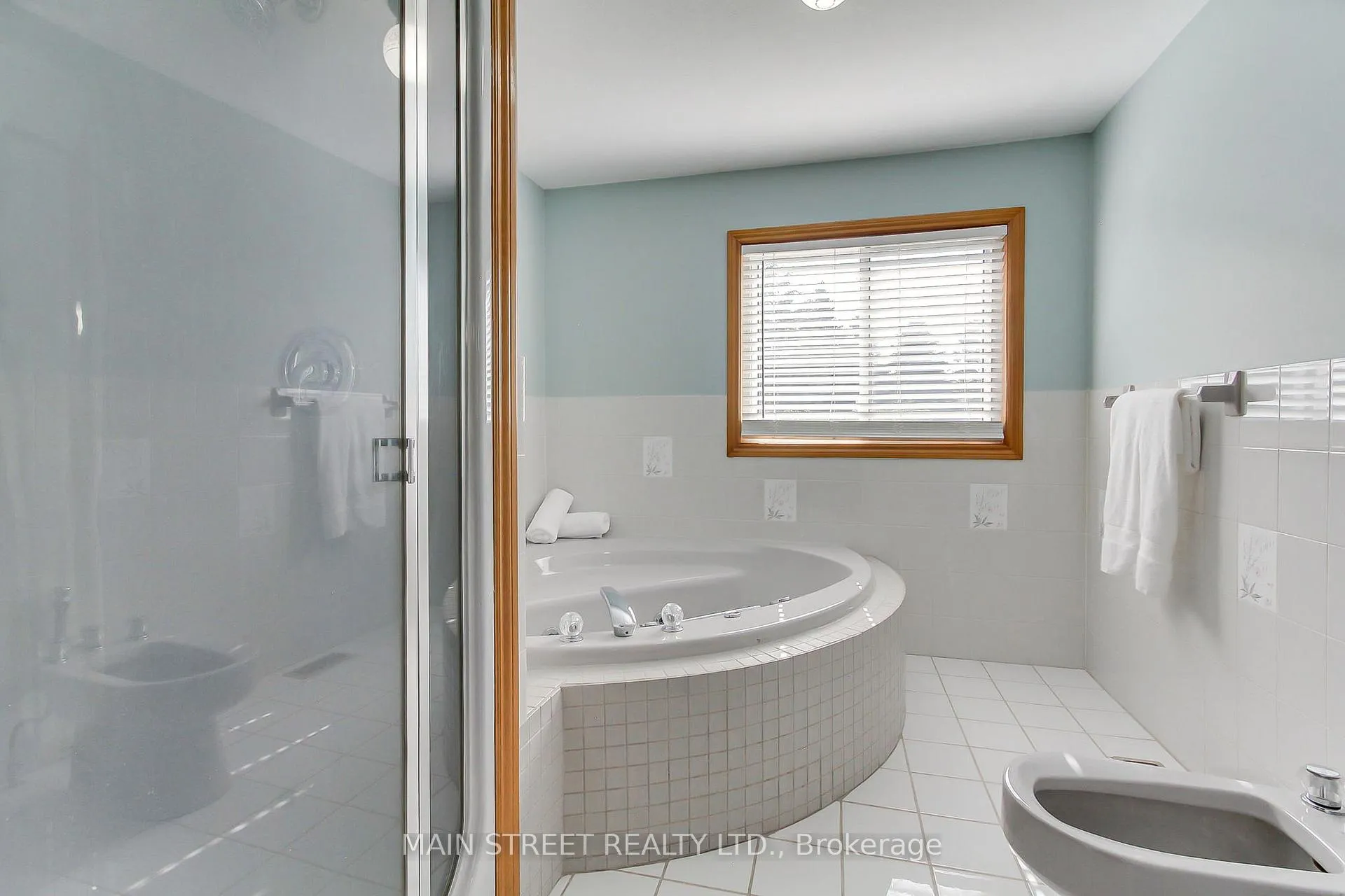 Photo 25 of 316 Biehn Drive, Kitchener — HOMEH