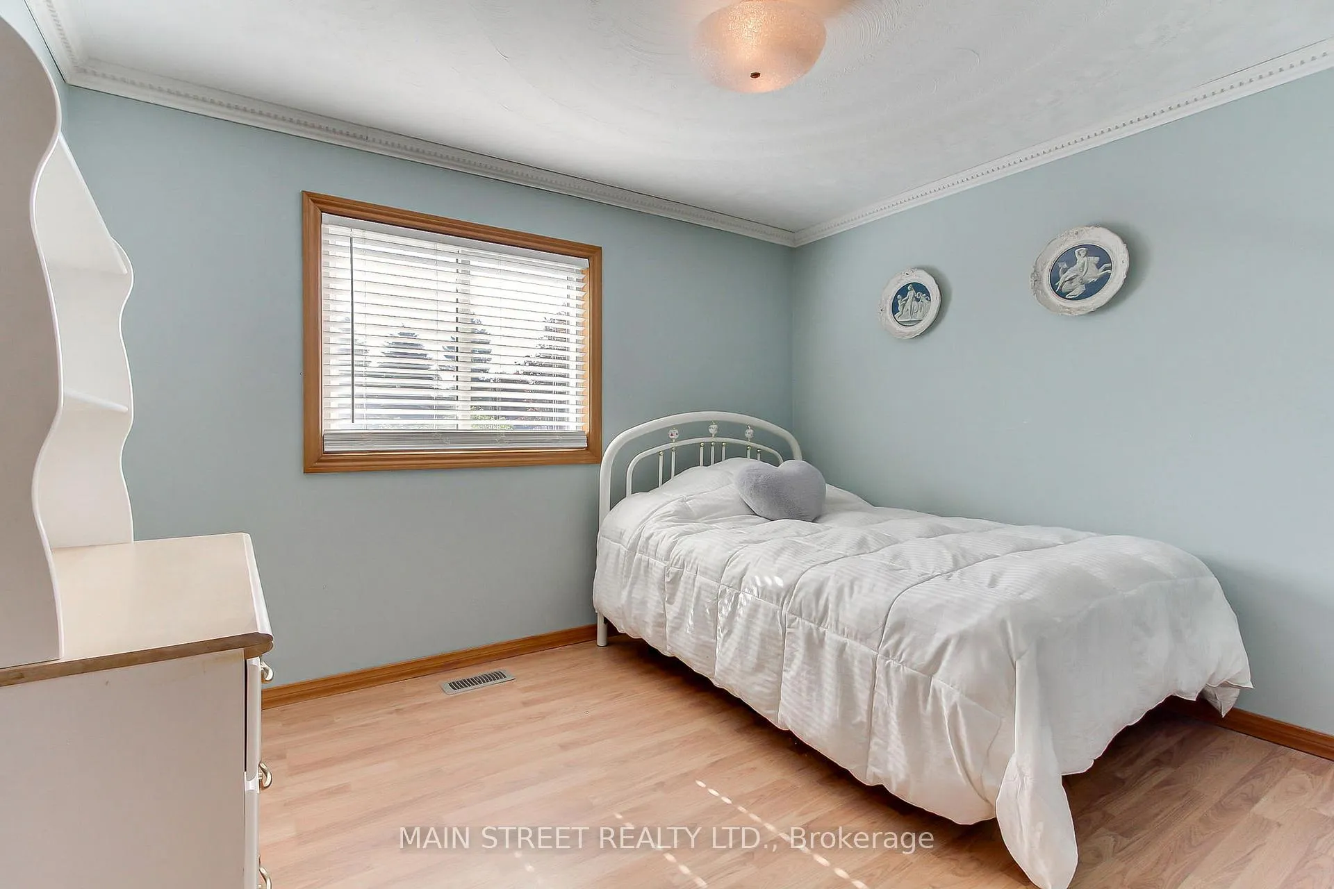 Photo 31 of 316 Biehn Drive, Kitchener — HOMEH