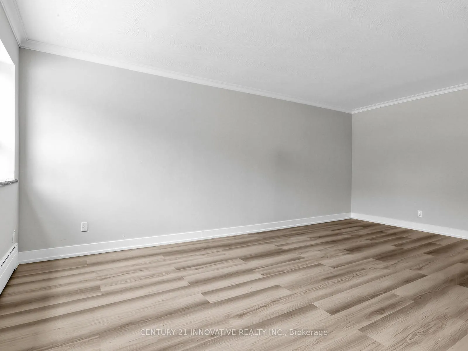 Photo 3 of Unit 201, 1243 Broadview Avenue, Toronto, Broadview North — HOMEH