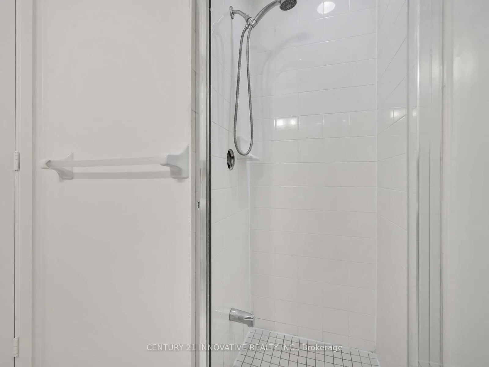 Photo 20 of Unit 805, 85 Bloor Street E, Toronto, Church-Yonge Corridor — HOMEH