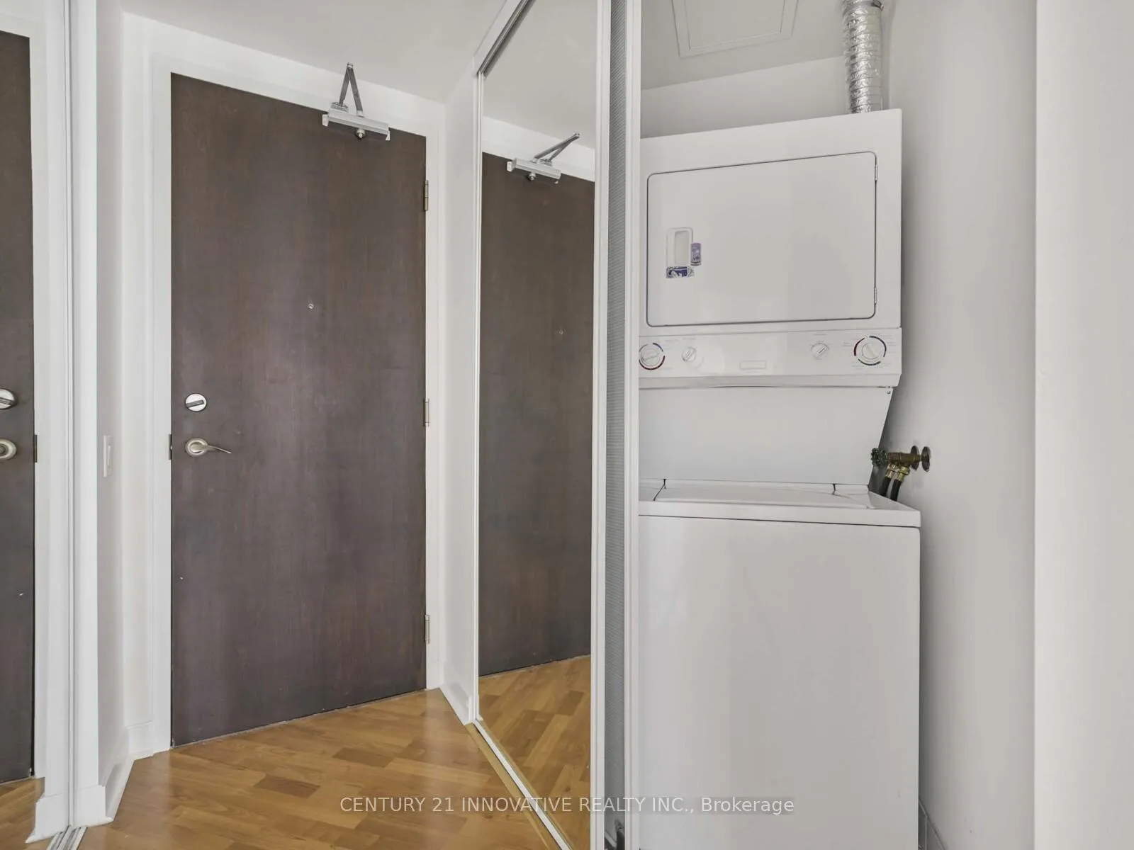 Photo 22 of Unit 805, 85 Bloor Street E, Toronto, Church-Yonge Corridor — HOMEH