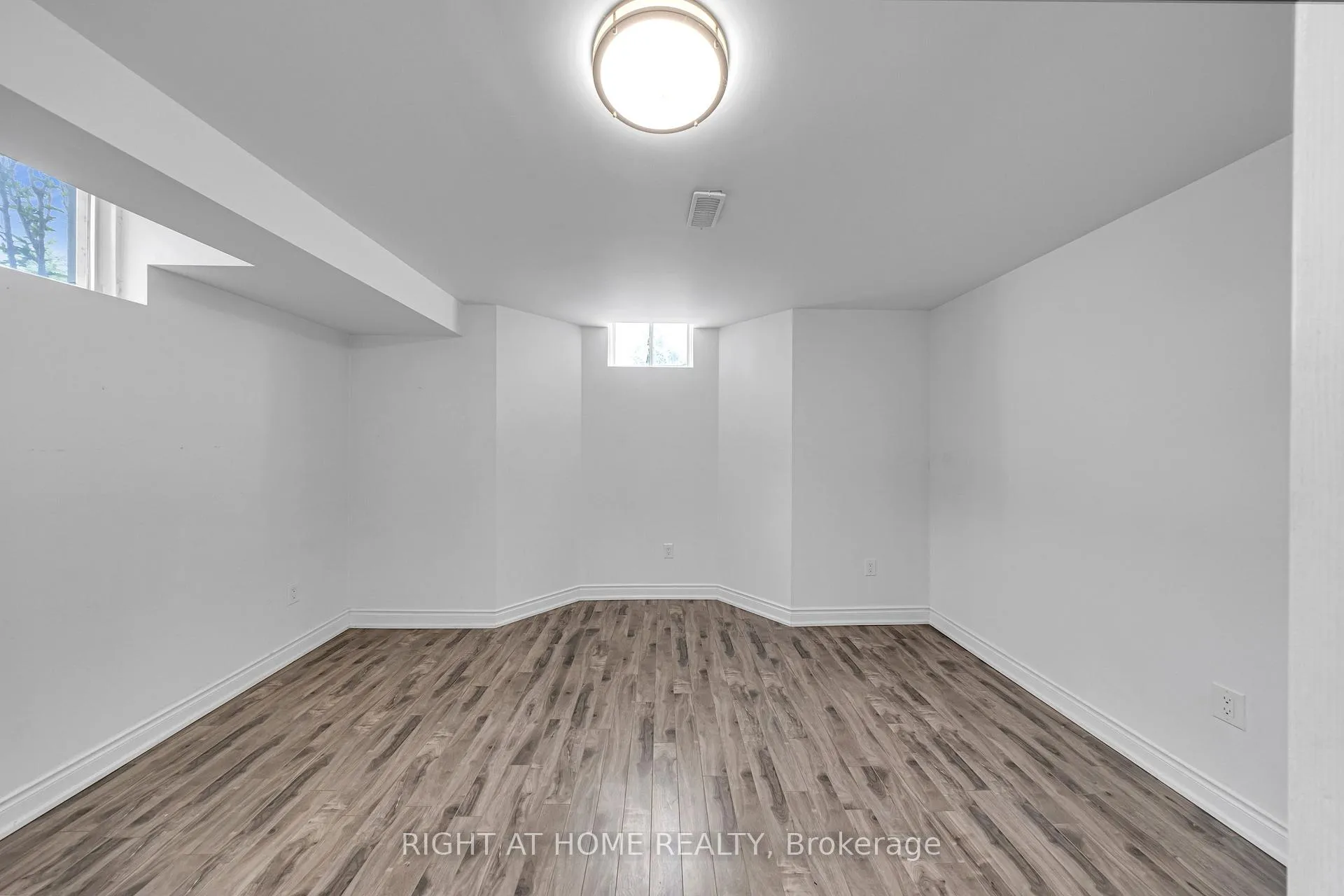 Photo 36 of 1396 Castlemore Avenue, Markham, Greensborough — HOMEH