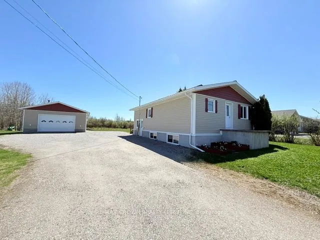 Photo 3 of 233 Brunetville Road, Kapuskasing — HOMEH