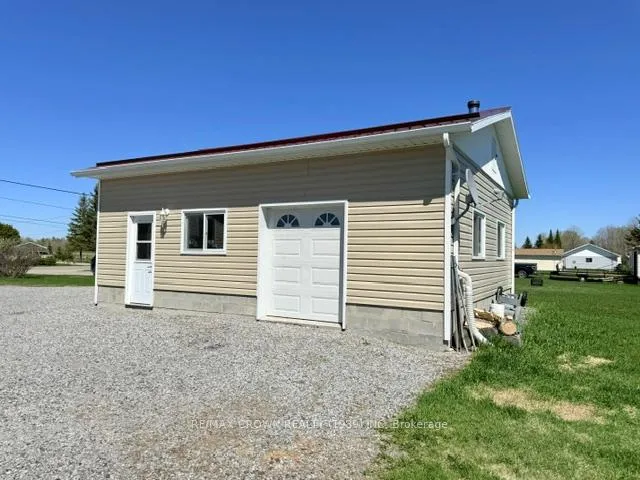 Photo 6 of 233 Brunetville Road, Kapuskasing — HOMEH