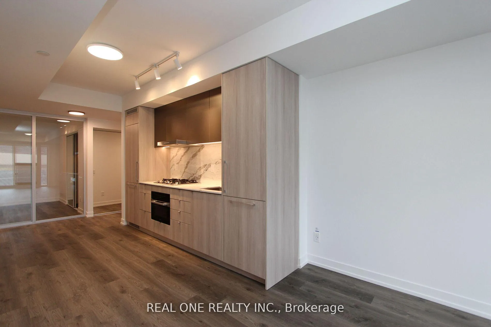 Photo 3 of Unit 1006, 771 Yonge Street, Toronto, Rosedale-Moore Park — HOMEH