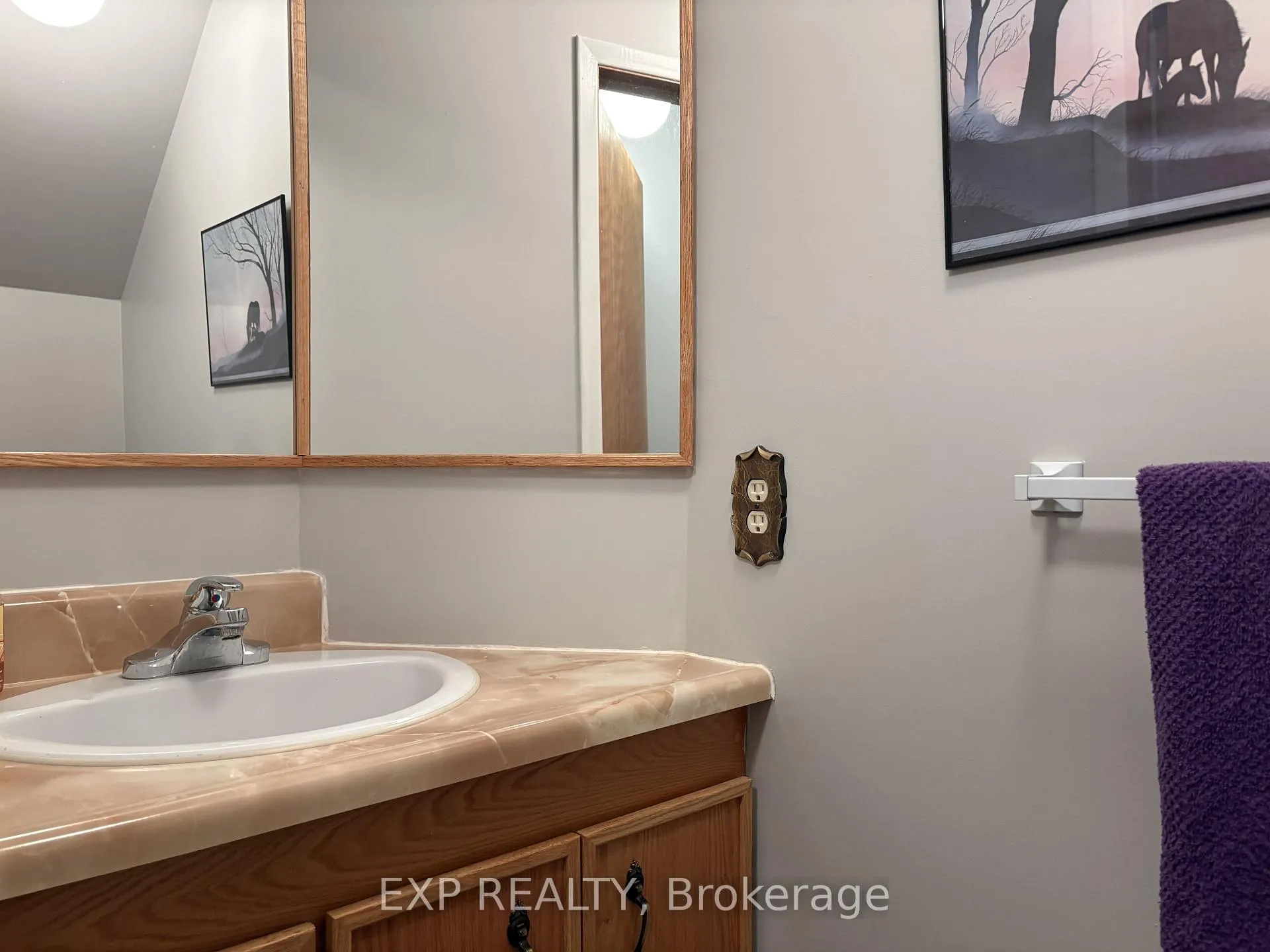 Photo 11 of 426 Sidney Avenue, Renfrew — HOMEH