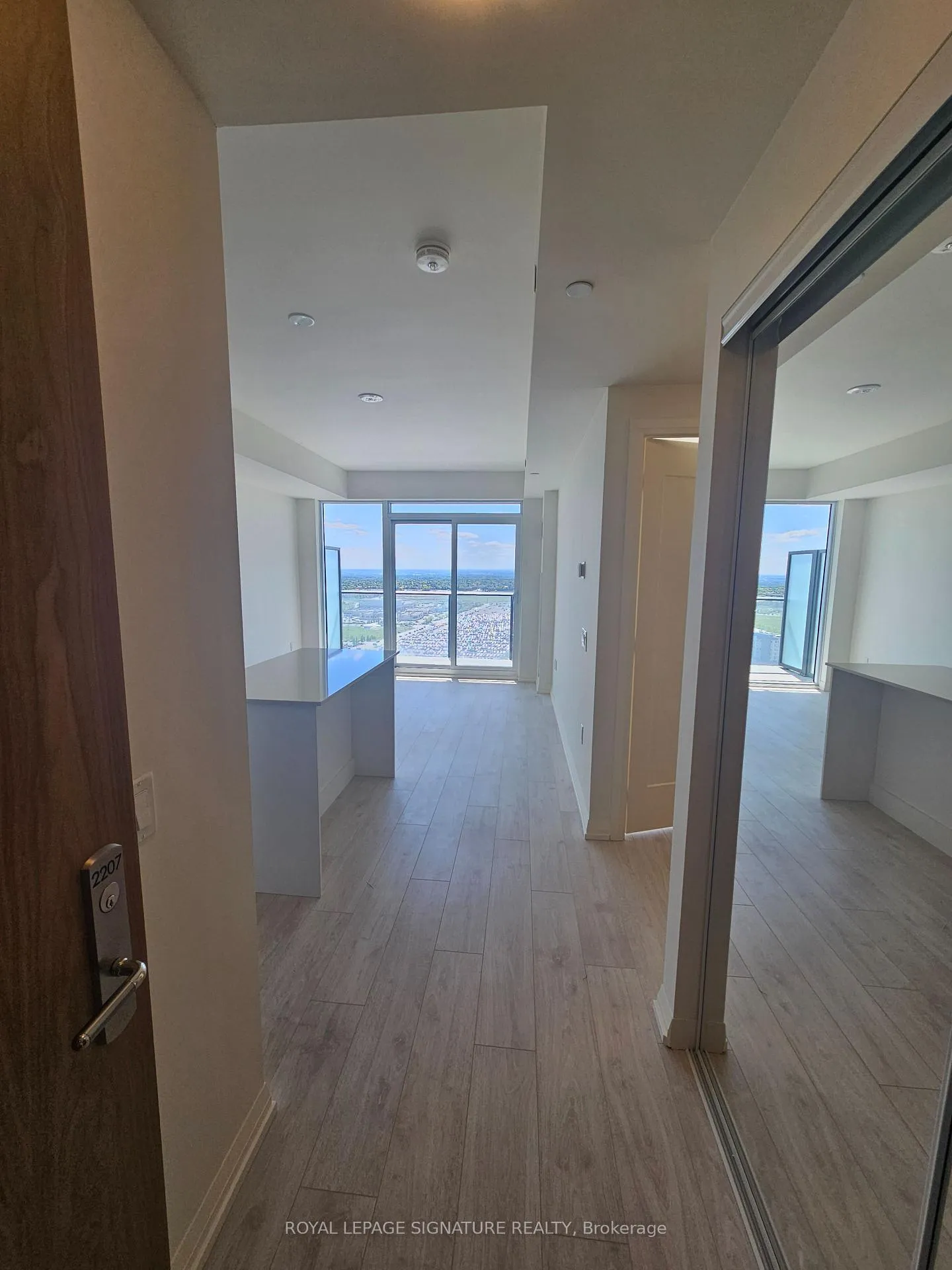 Photo 26 of Unit 2207, 27 Korda Gate, Vaughan, Vellore Village — HOMEH