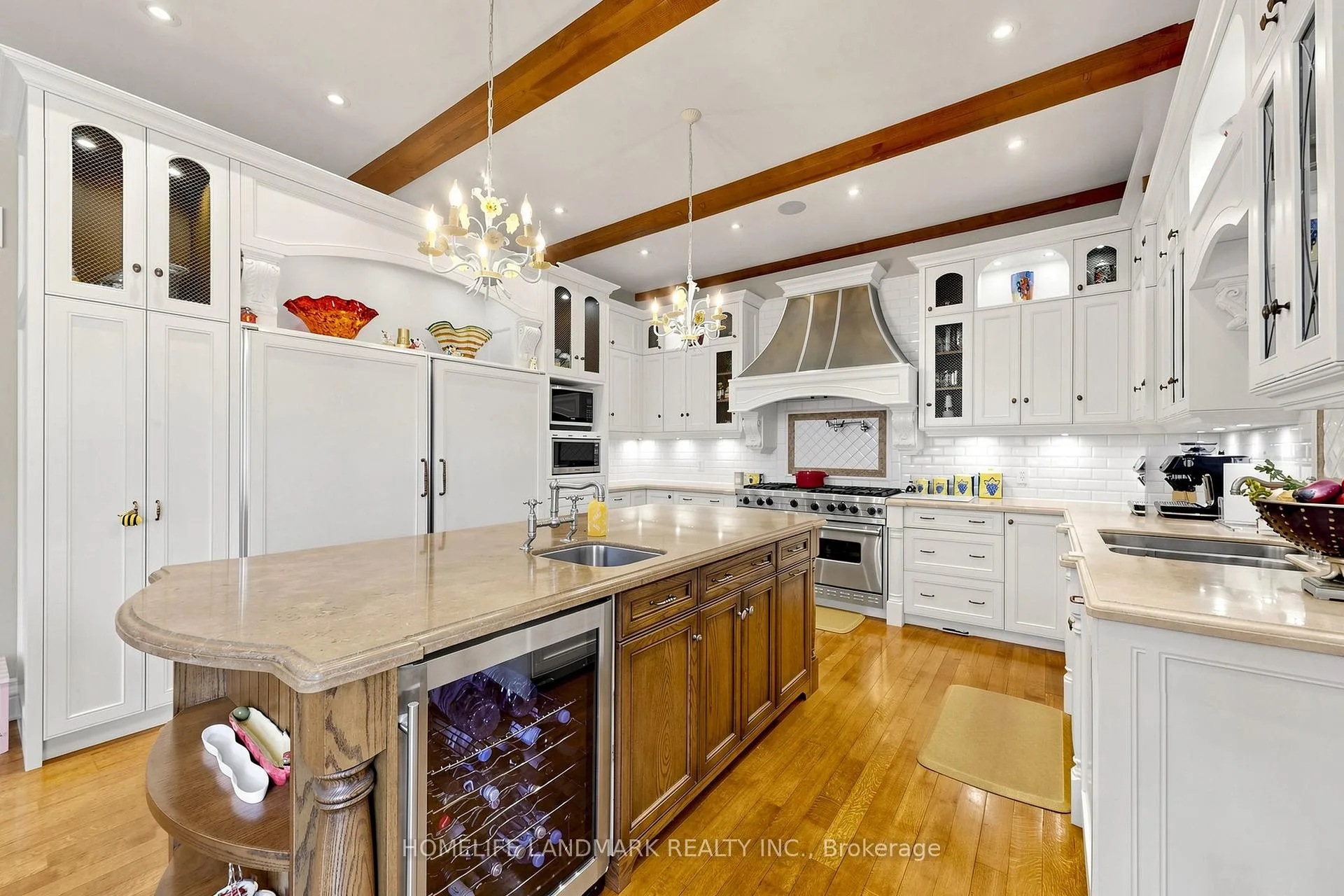 Photo 11 of 19 Awesome Again Lane, Aurora, Bayview Southeast — HOMEH