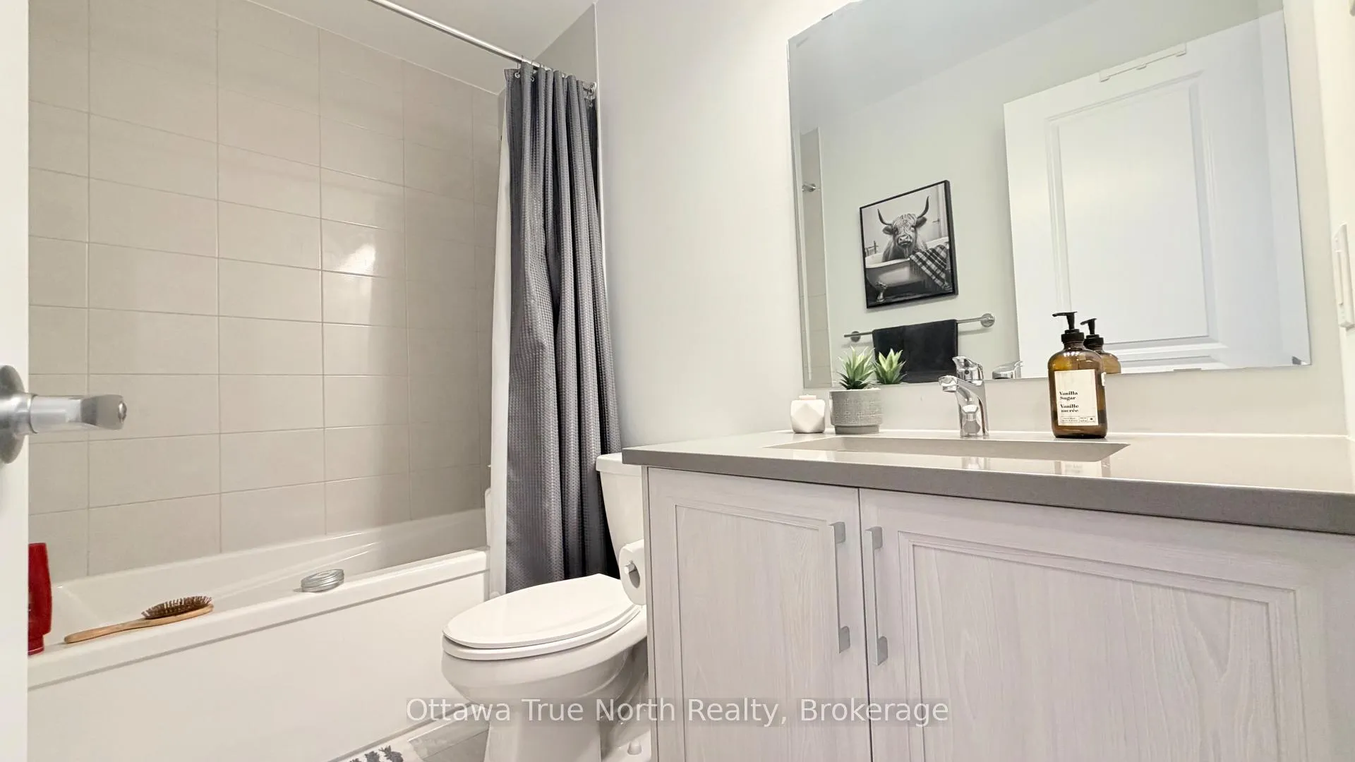 Photo 19 of 230 Invention Boulevard, Ottawa, Kanata - Morgan's Grant/South March — HOMEH