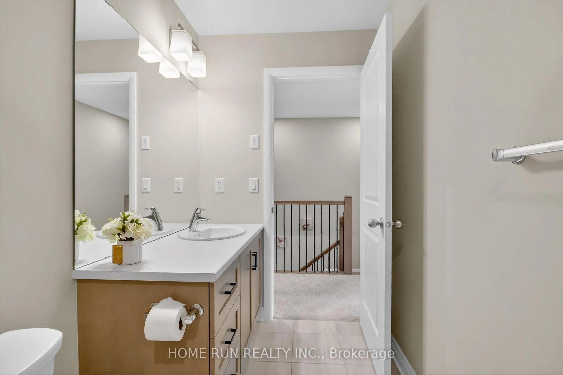 Photo 35 of 308 Wigwas Street, Ottawa, CFB Rockcliffe and Area — HOMEH