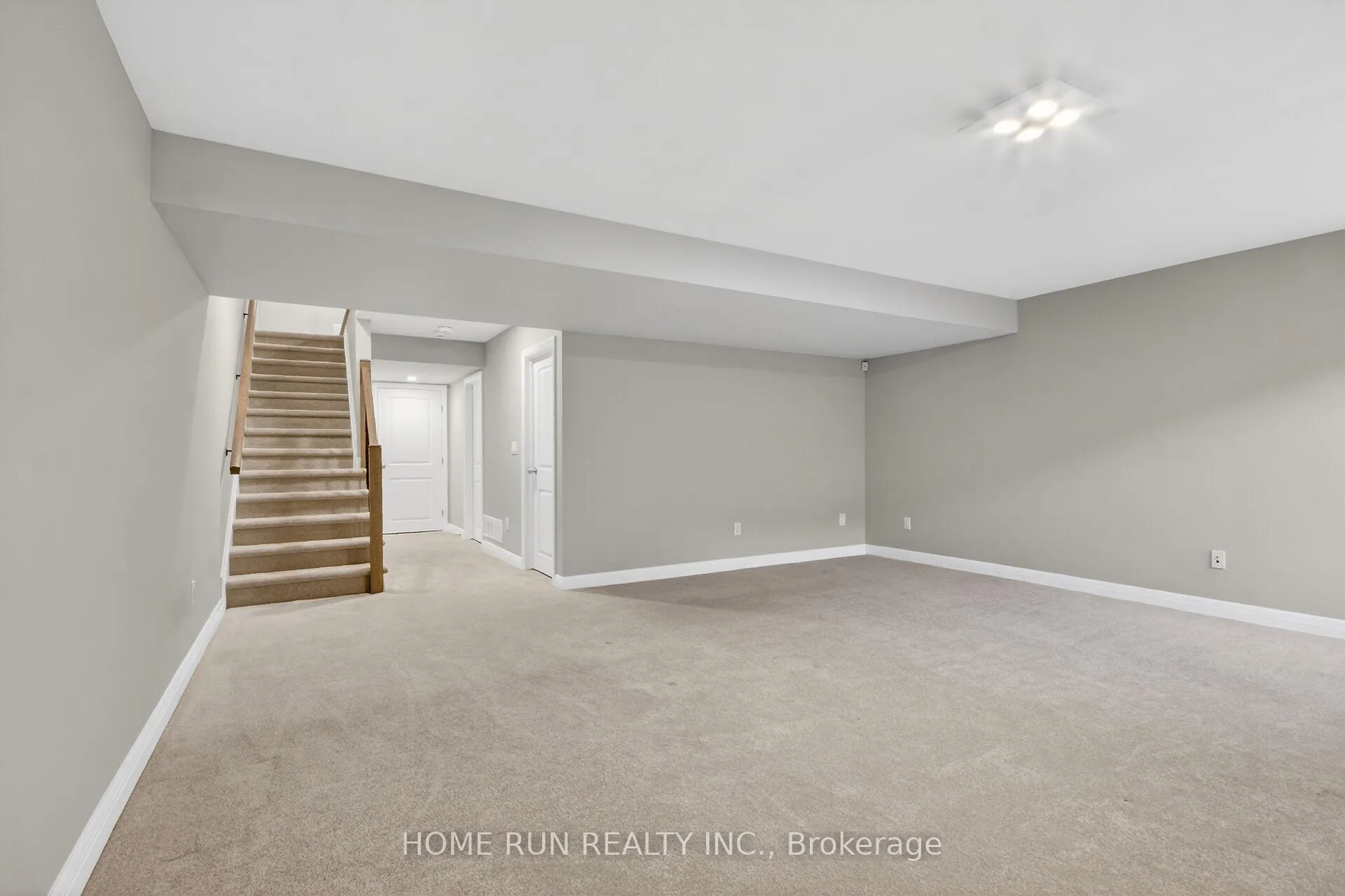 Photo 39 of 308 Wigwas Street, Ottawa, CFB Rockcliffe and Area — HOMEH