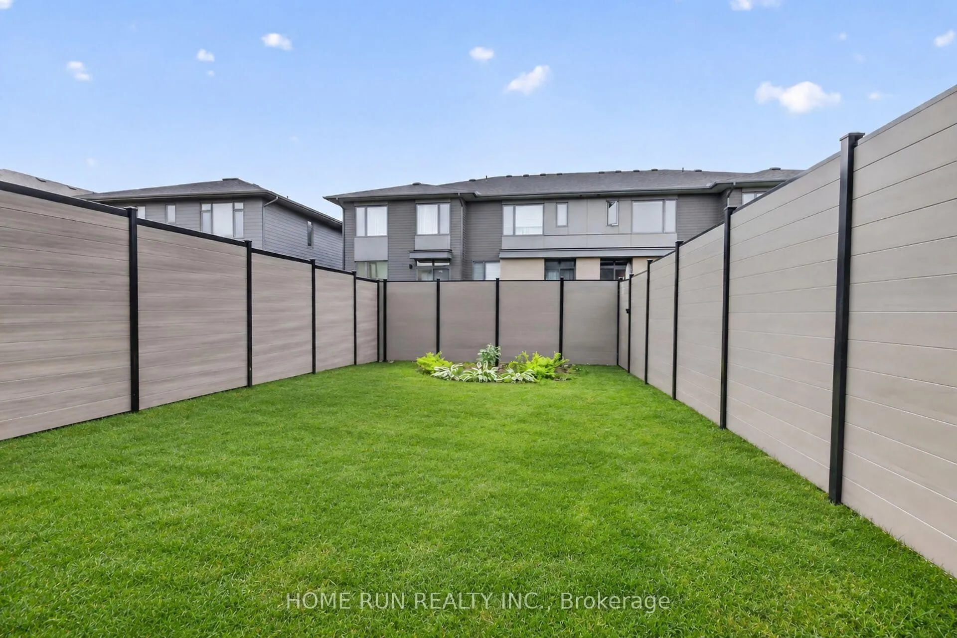 Photo 40 of 308 Wigwas Street, Ottawa, CFB Rockcliffe and Area — HOMEH