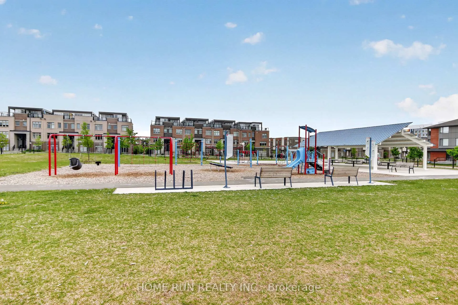 Photo 43 of 308 Wigwas Street, Ottawa, CFB Rockcliffe and Area — HOMEH