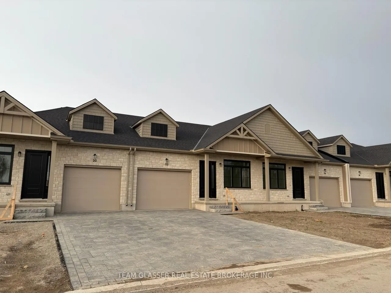 Photo 2 of 22 Dearing Drive, Lambton Shores, Grand Bend — HOMEH