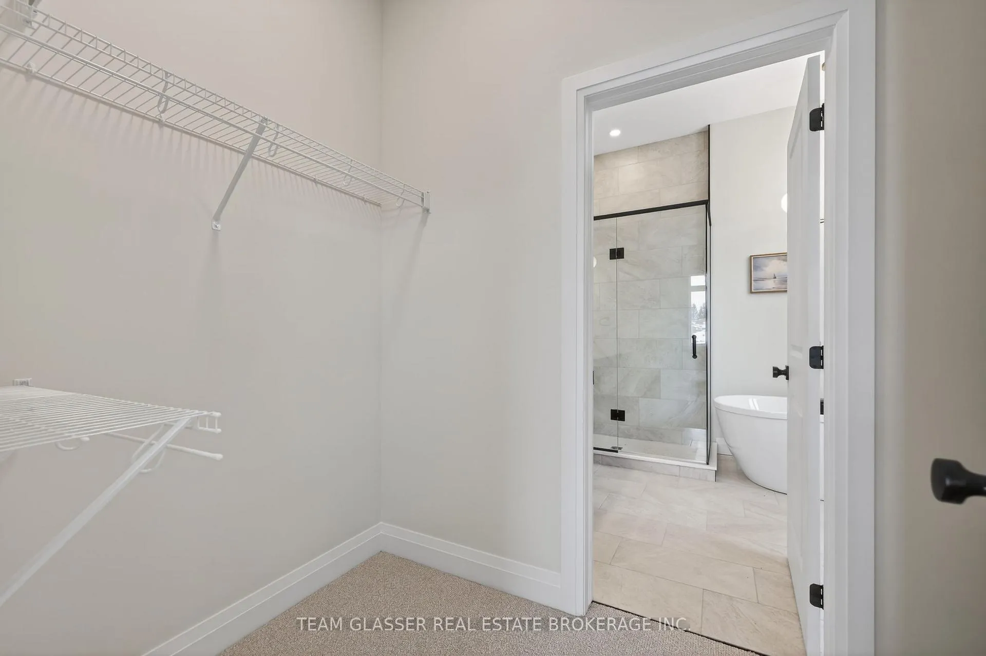 Photo 21 of 22 Dearing Drive, Lambton Shores, Grand Bend — HOMEH