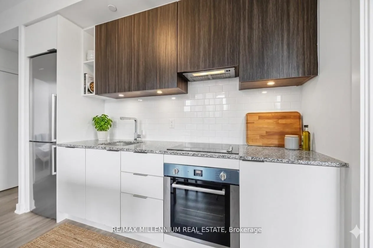 Photo 4 of Unit 1312, 120 Parliment Street, Toronto, South Riverdale — HOMEH