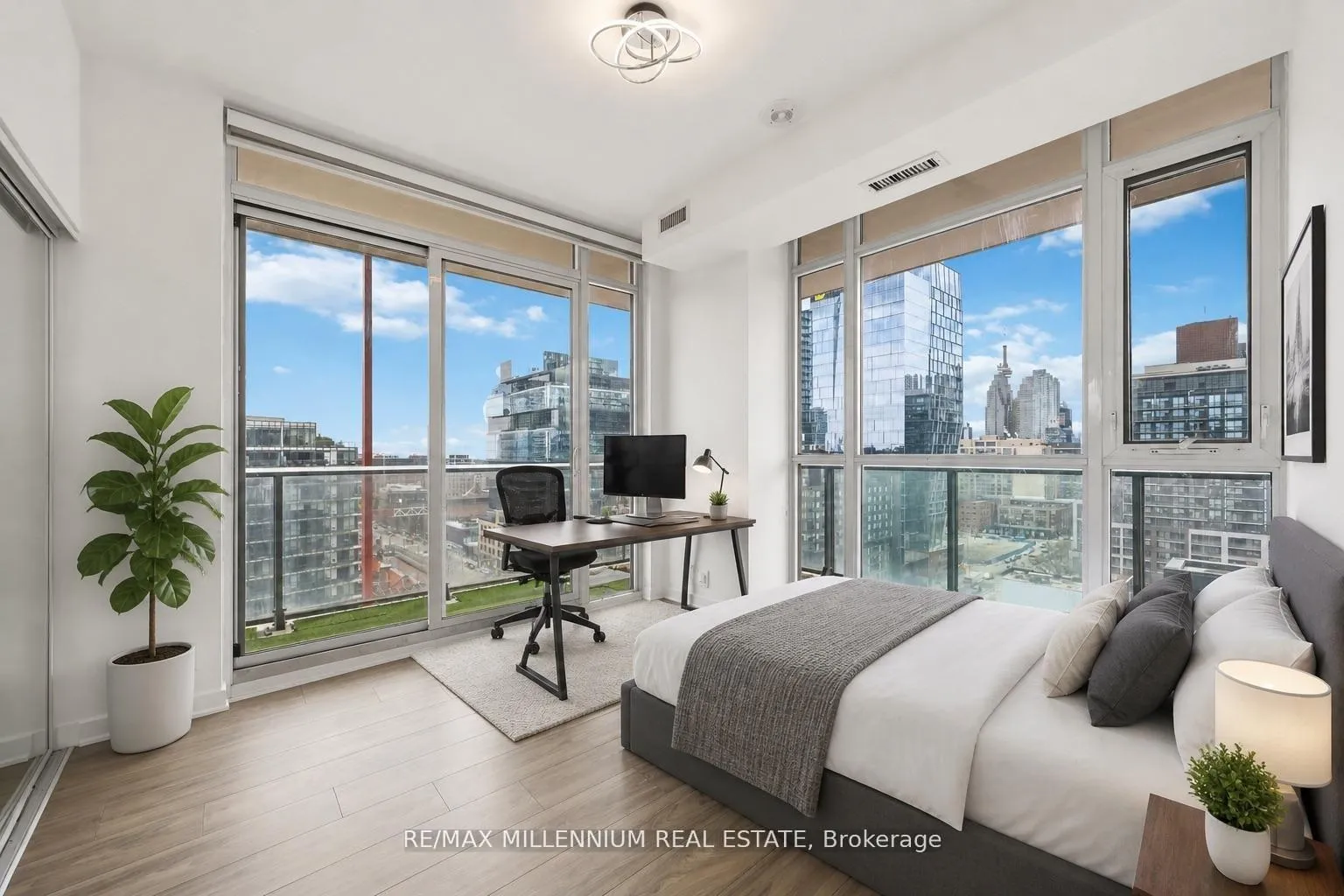 Photo 7 of Unit 1312, 120 Parliment Street, Toronto, South Riverdale — HOMEH