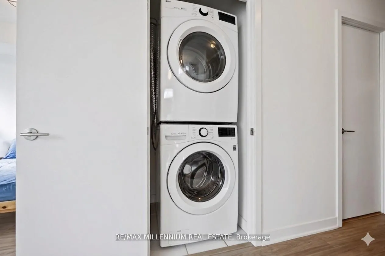 Photo 12 of Unit 1312, 120 Parliment Street, Toronto, South Riverdale — HOMEH