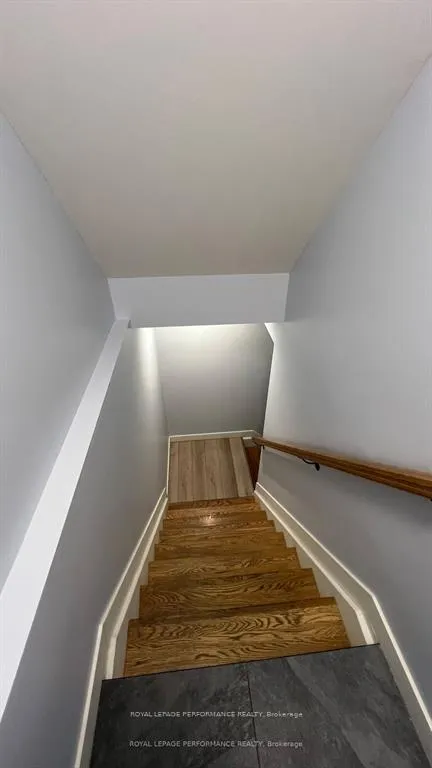 Photo 2 of 189 Unit A Stanley Avenue, Ottawa, New Edinburgh — HOMEH