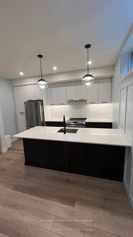 Photo 8 of 189 Unit A Stanley Avenue, Ottawa, New Edinburgh — HOMEH