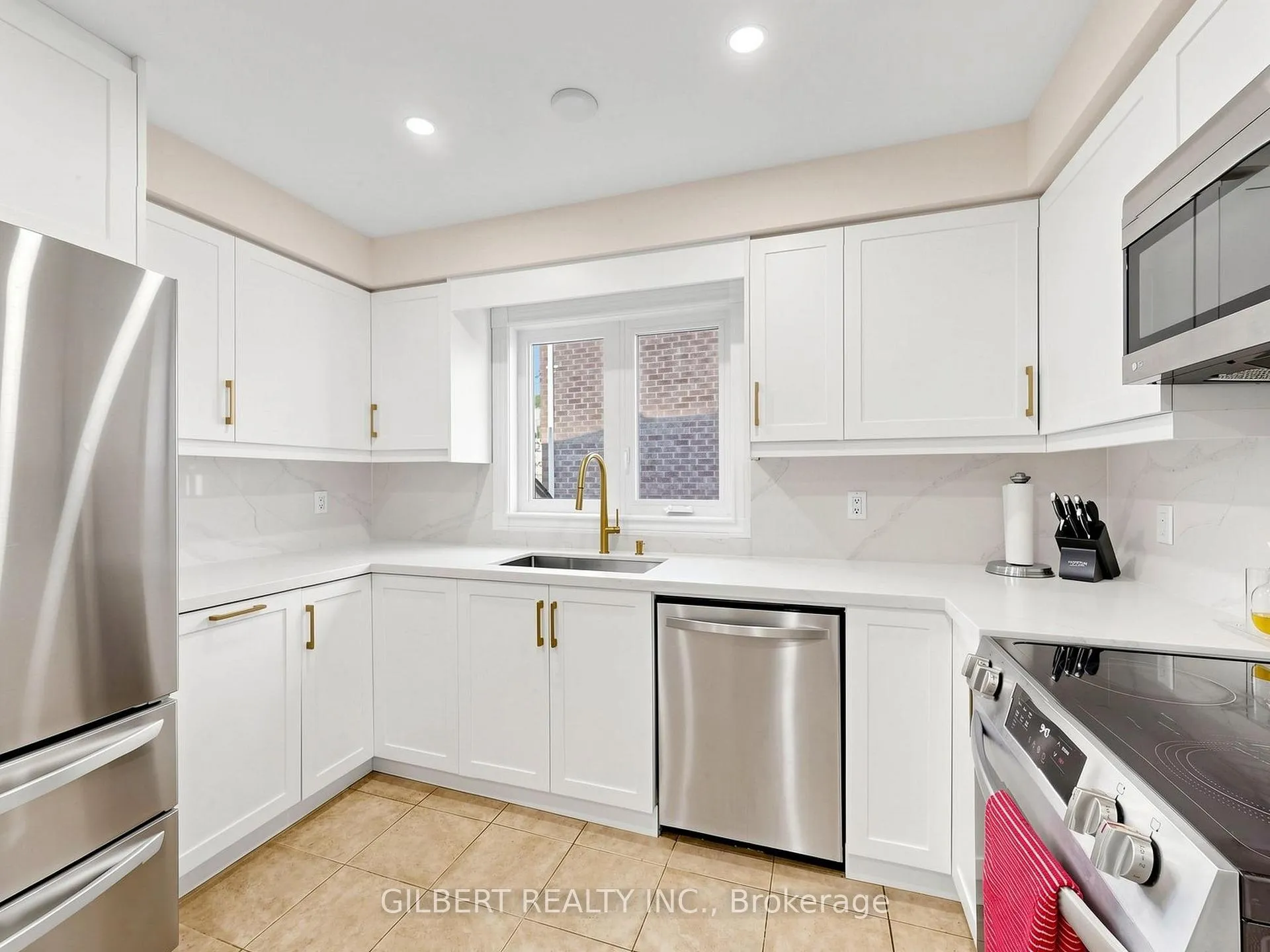 Photo 8 of 90 Chiswick Crescent, Aurora, Aurora Highlands — HOMEH