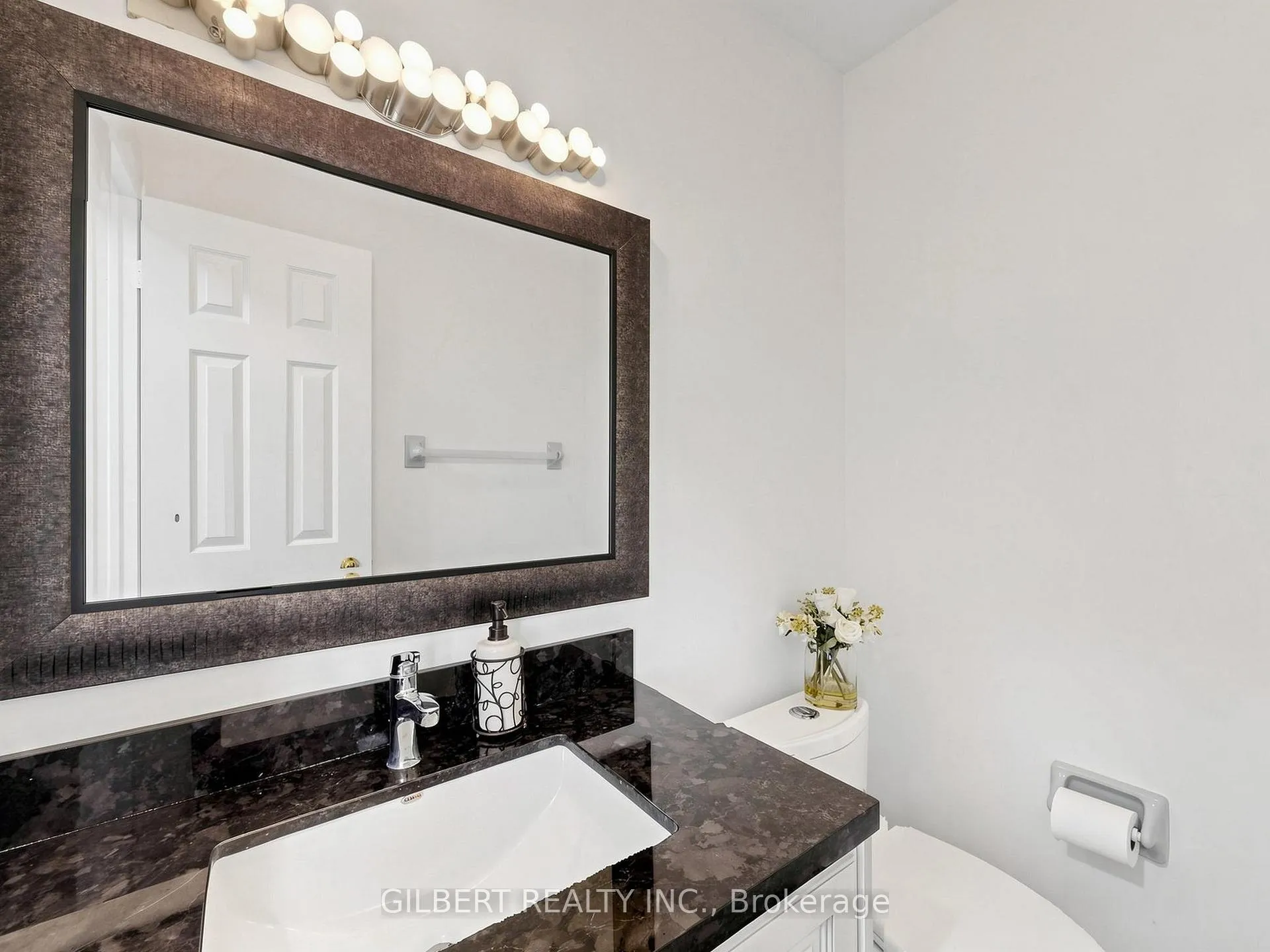 Photo 10 of 90 Chiswick Crescent, Aurora, Aurora Highlands — HOMEH