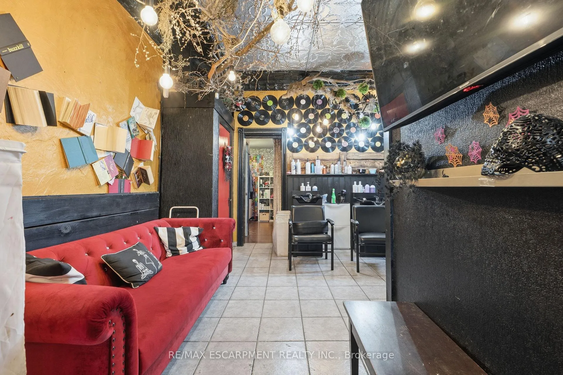 Photo 9 of 355 Barton Street E, Hamilton, Landsdale — HOMEH