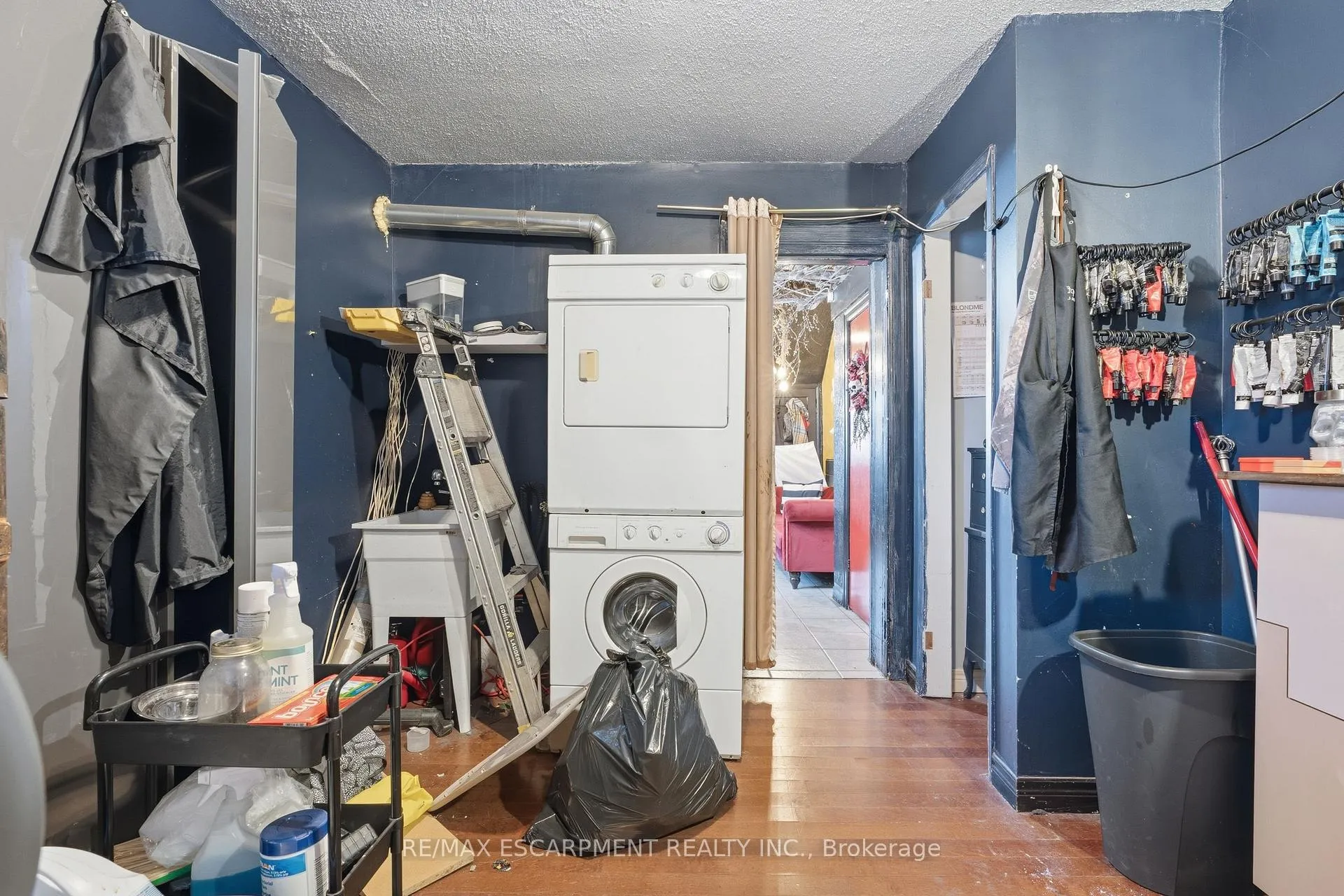 Photo 14 of 355 Barton Street E, Hamilton, Landsdale — HOMEH