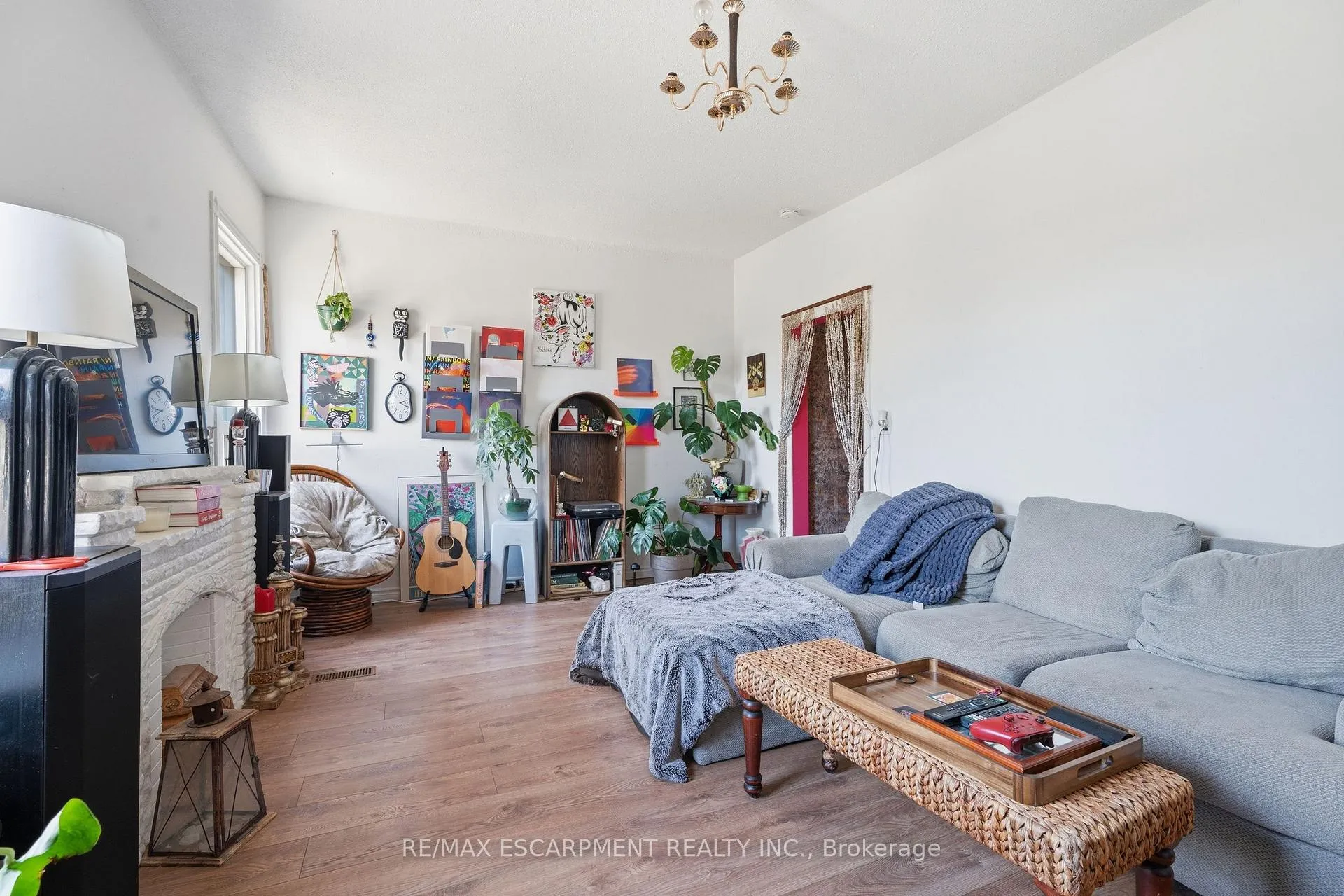 Photo 19 of 355 Barton Street E, Hamilton, Landsdale — HOMEH