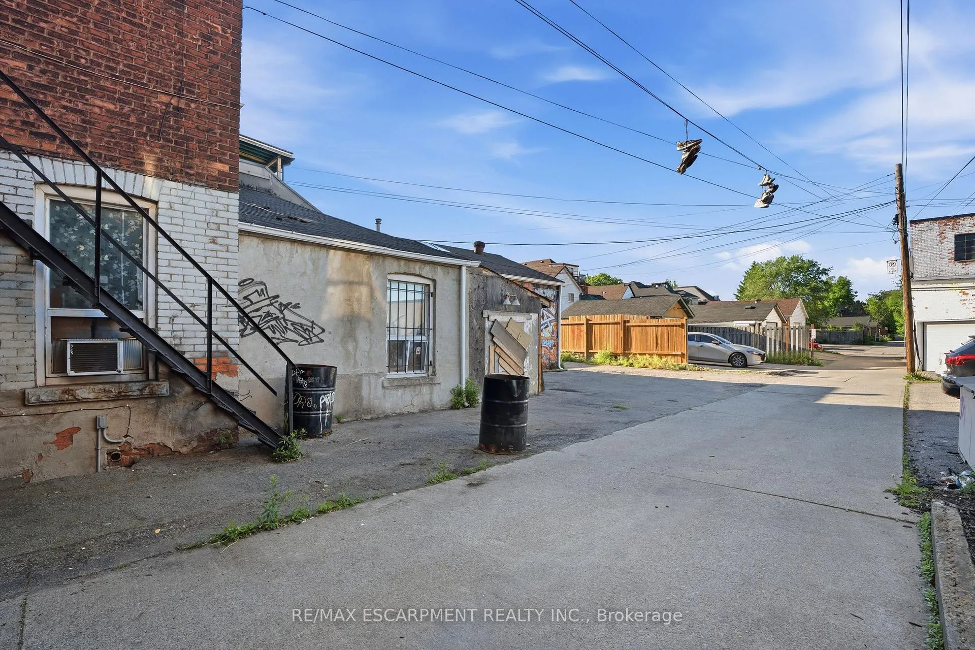 Photo 29 of 355 Barton Street E, Hamilton, Landsdale — HOMEH