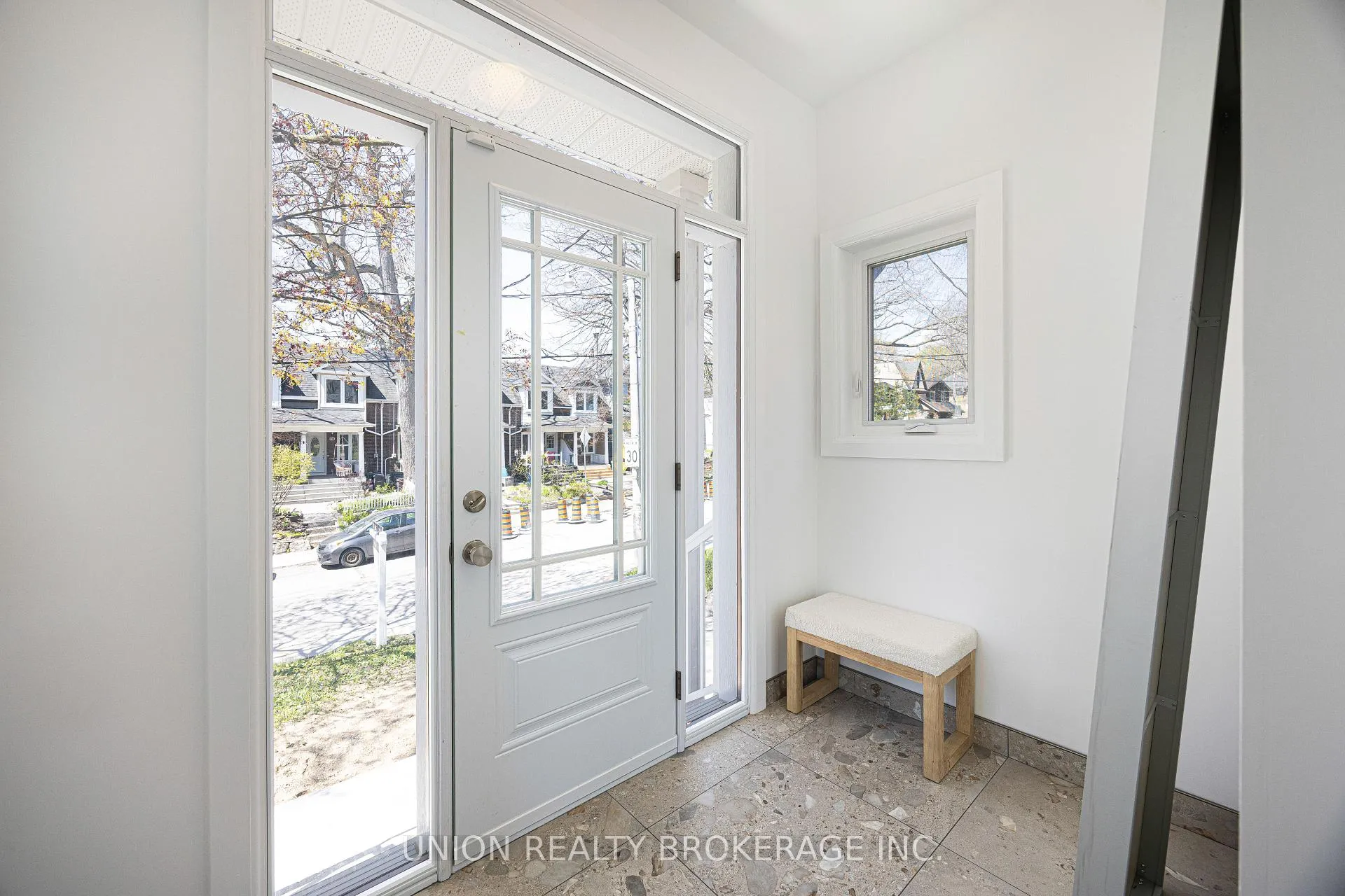 Photo 2 of 273 Lee Avenue, Toronto, The Beaches — HOMEH