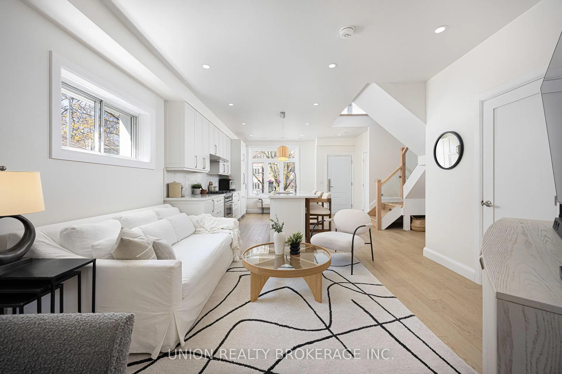 Photo 8 of 273 Lee Avenue, Toronto, The Beaches — HOMEH