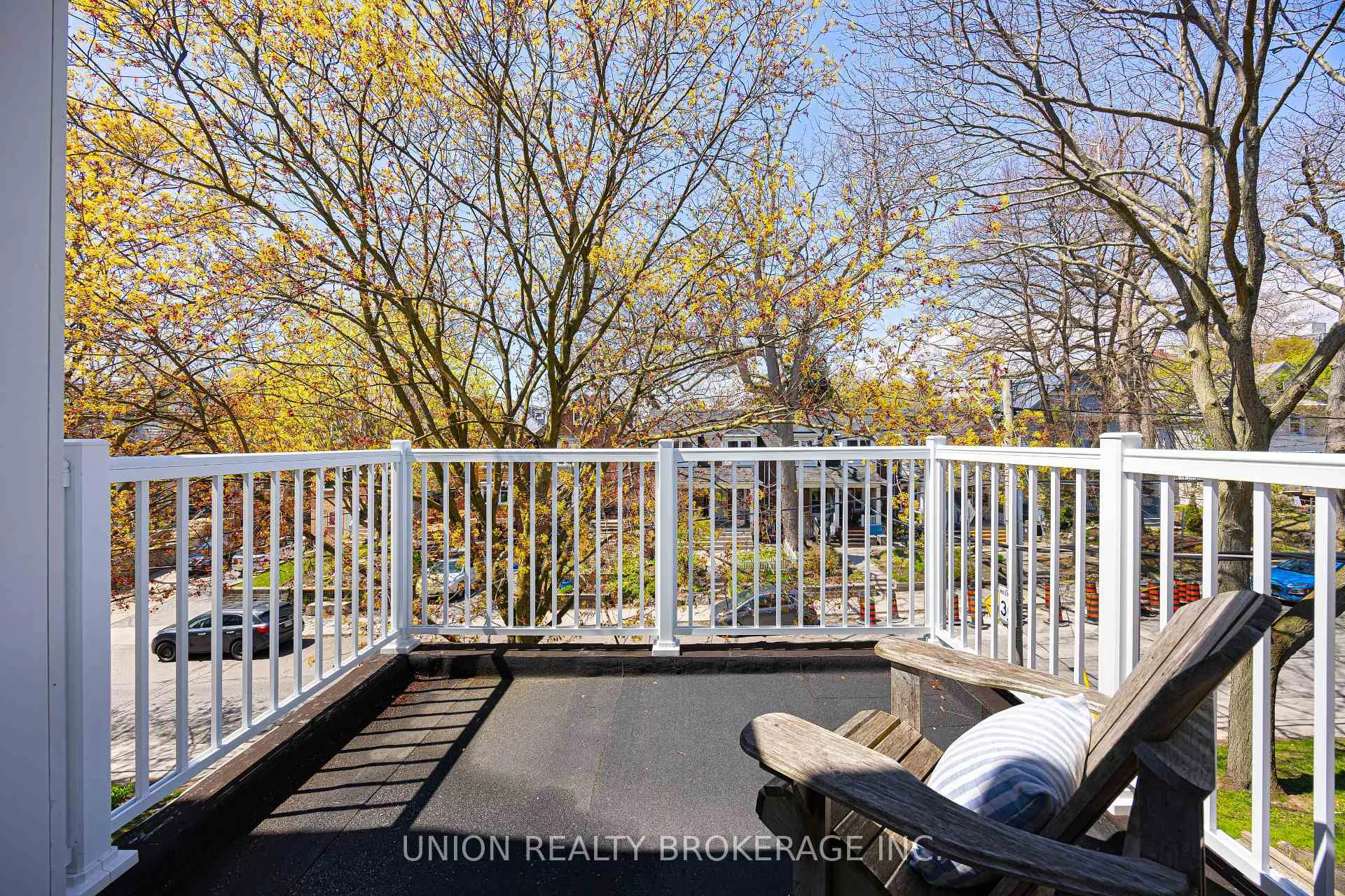 Photo 19 of 273 Lee Avenue, Toronto, The Beaches — HOMEH
