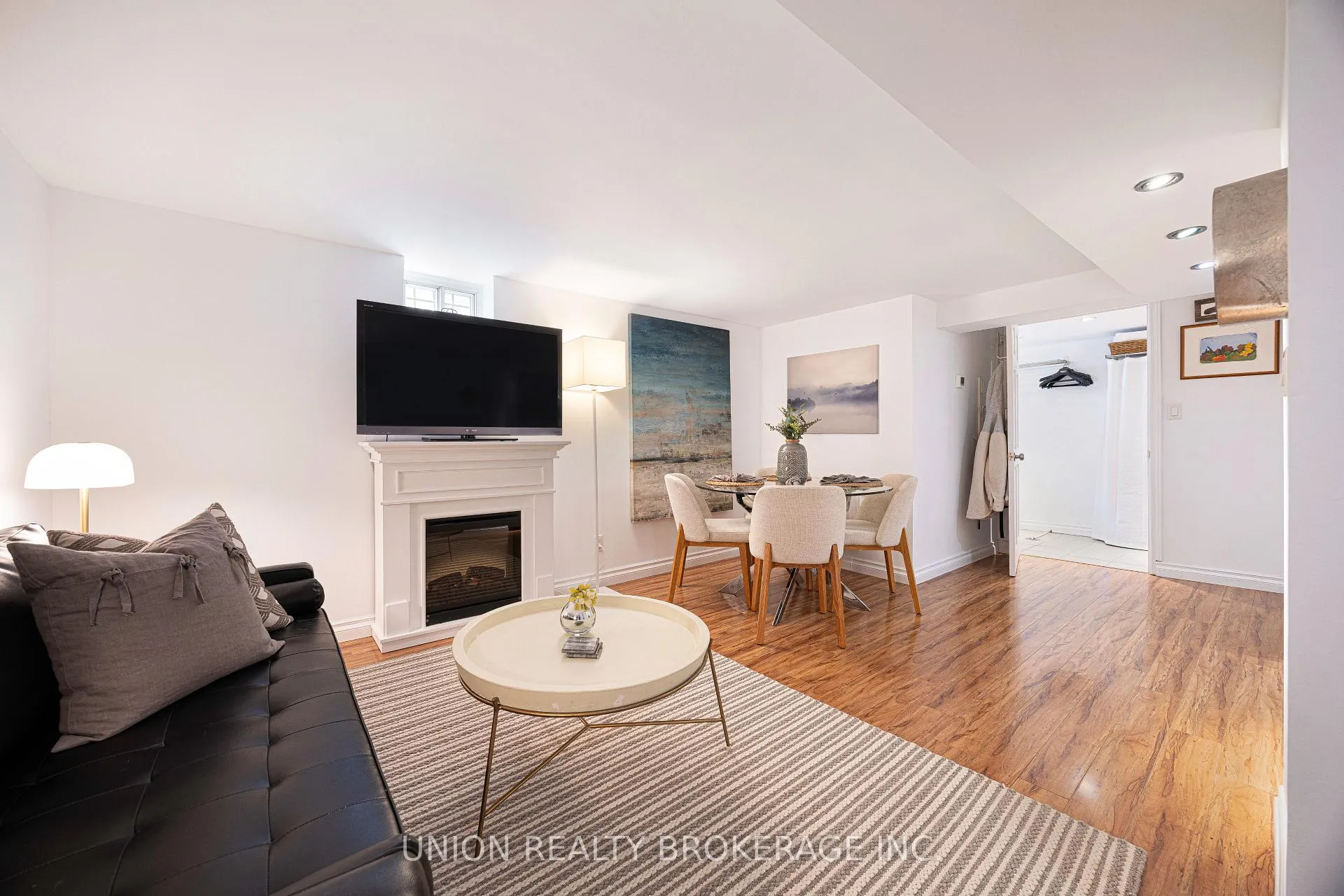 Photo 29 of 273 Lee Avenue, Toronto, The Beaches — HOMEH