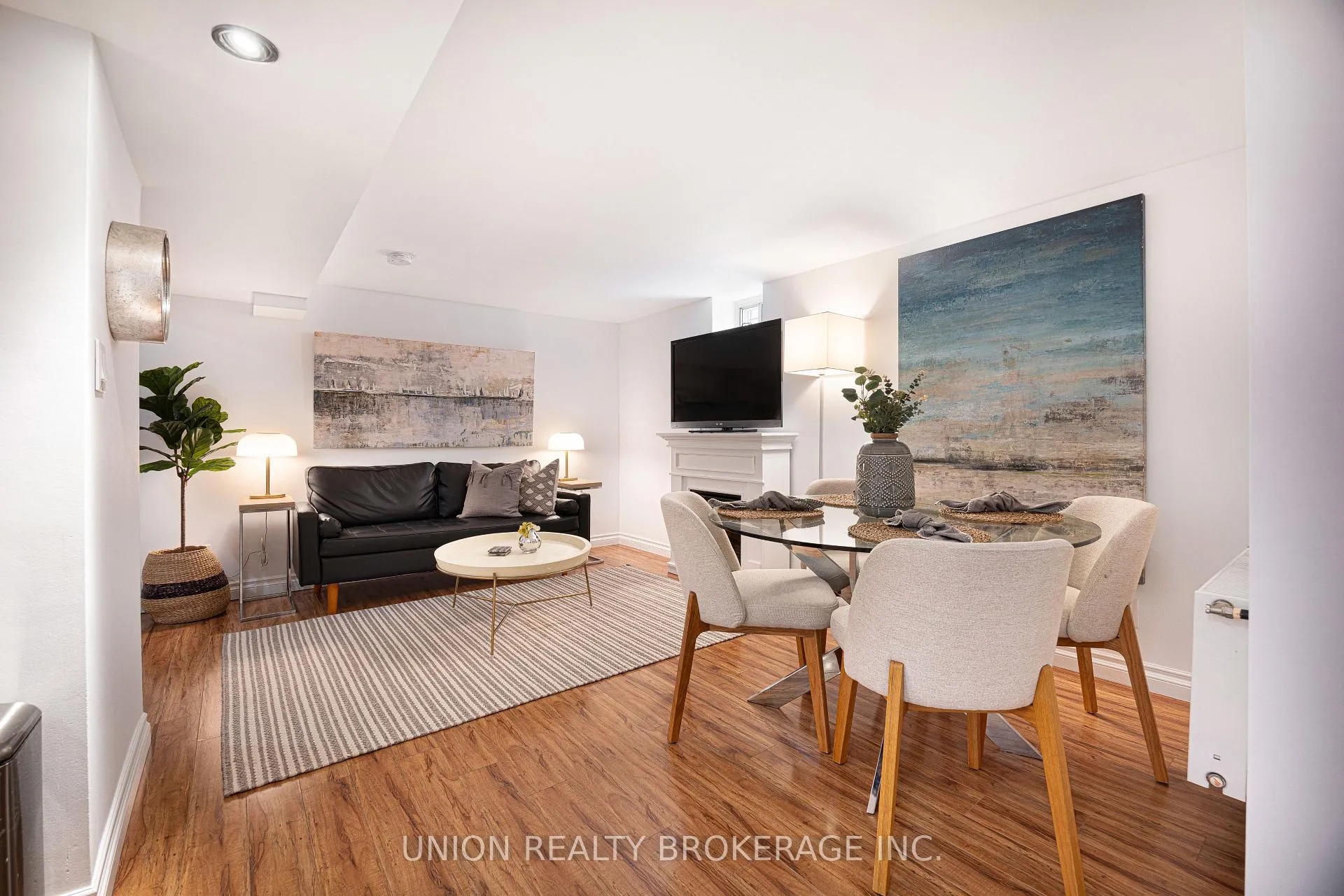 Photo 30 of 273 Lee Avenue, Toronto, The Beaches — HOMEH