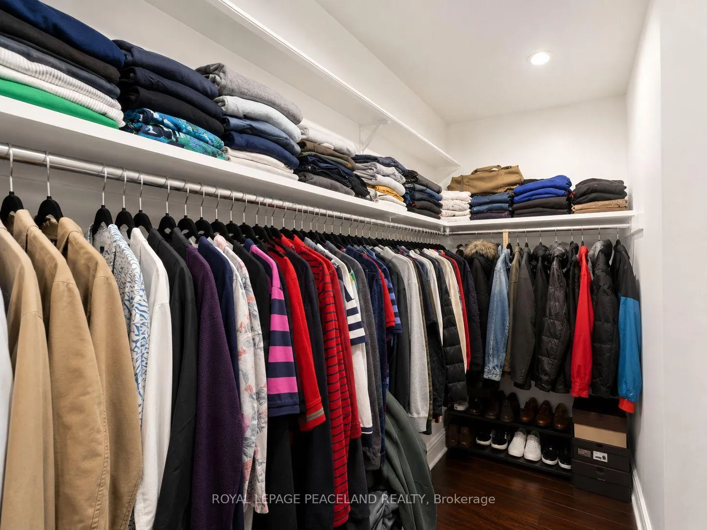 Photo 16 of 65 Tanglemere Crescent, Brampton, Fletcher's Meadow — HOMEH